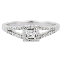 Used 18K White Gold Diamond Engagement Ring