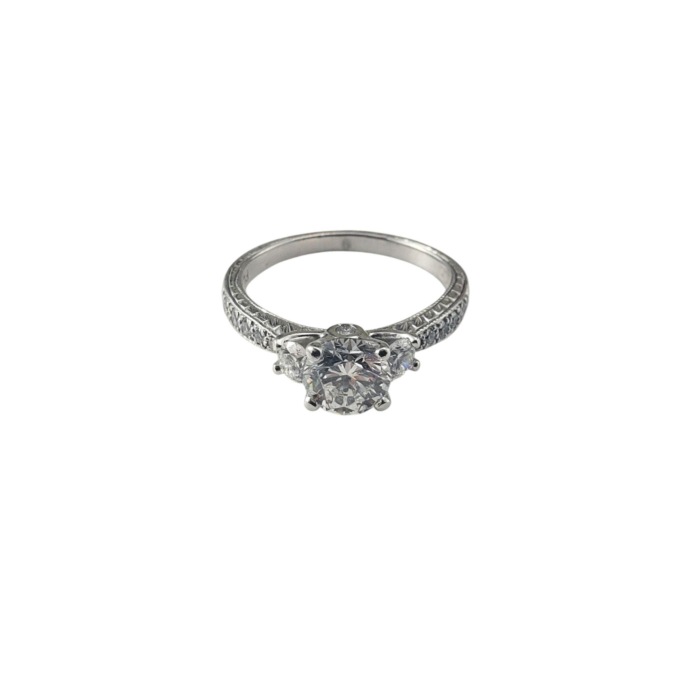 Taille brillant Bague de fiançailles en platine diamant taille 8 certifiée JAGi #22679 en vente
