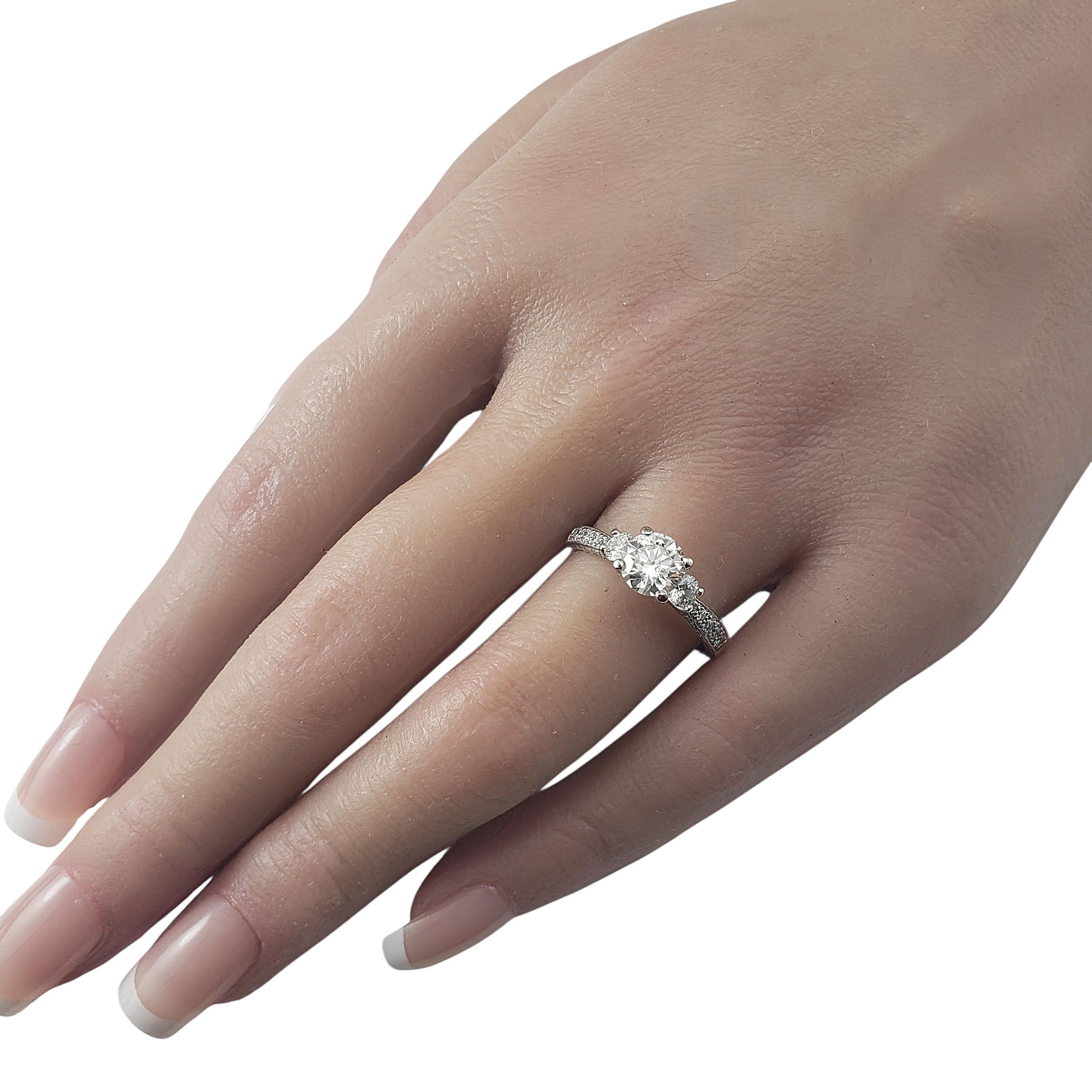 Bague de fiançailles en platine diamant taille 8 certifiée JAGi #22679 en vente 4