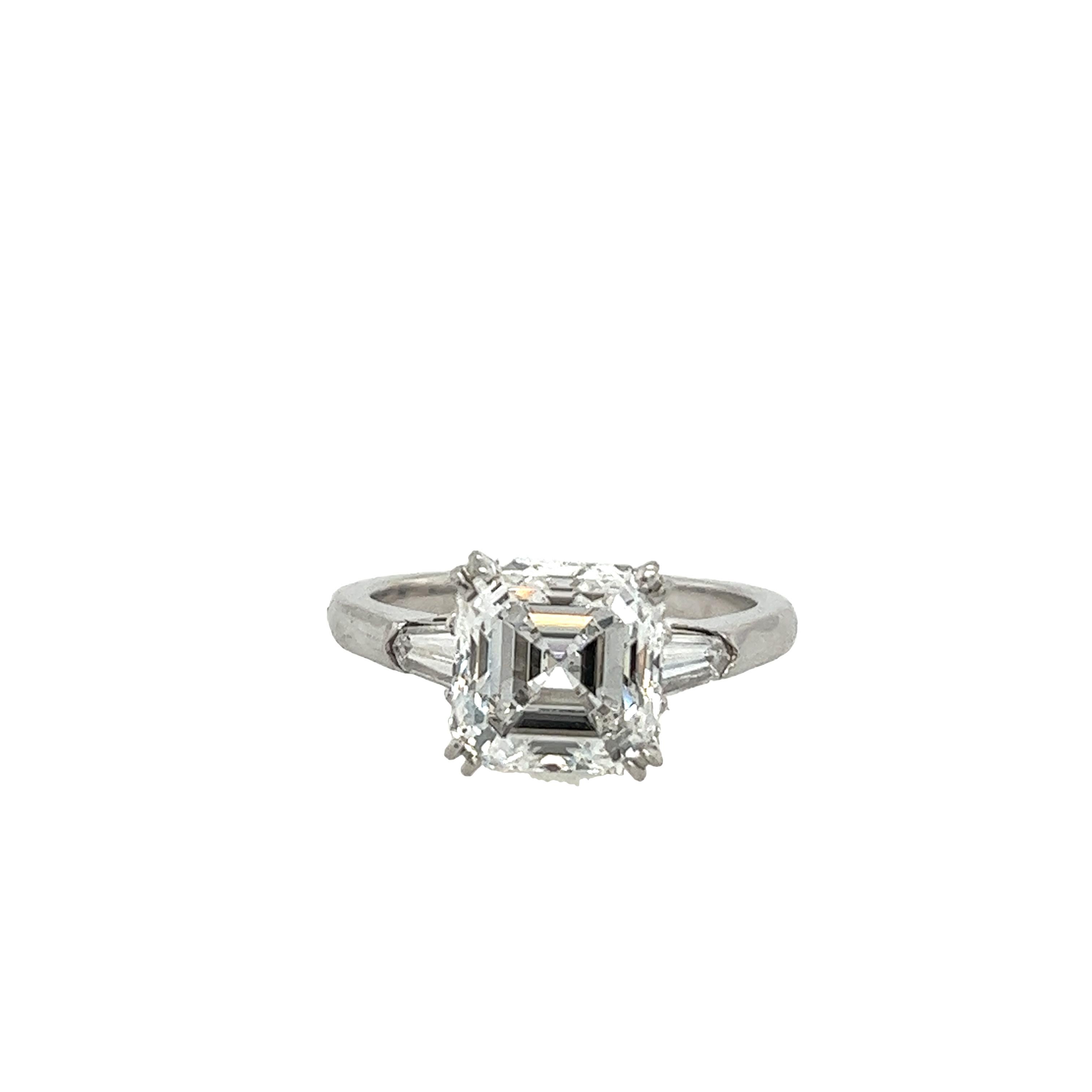 Square Cut Platinum Diamond Engagement Ring With 3.23ct E/VS2 Square Emerald Cut Diamond