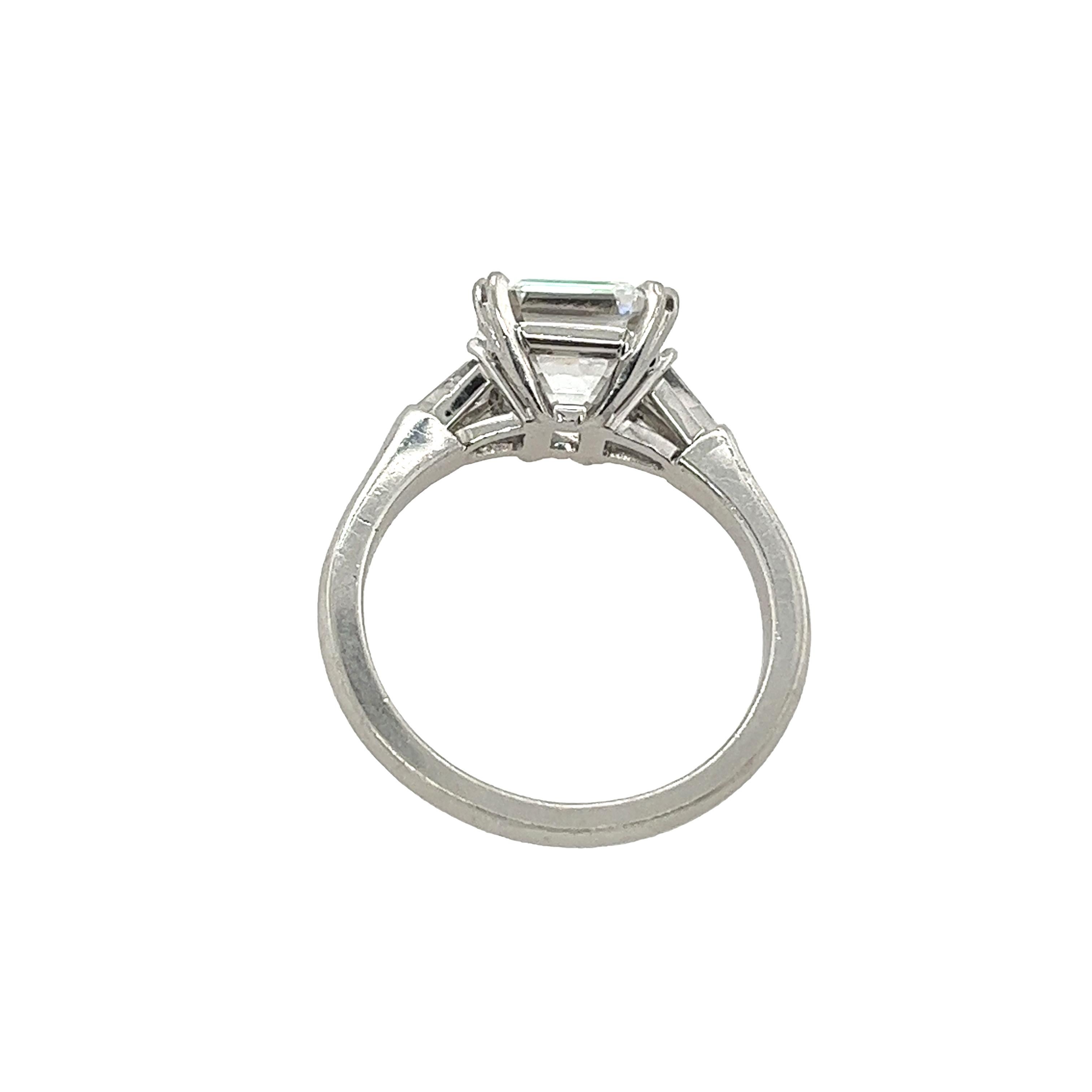 Platinum Diamond Engagement Ring With 3.23ct E/VS2 Square Emerald Cut Diamond 1