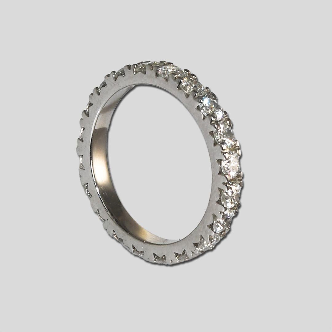 Platinum Diamond Eternity Band 1.05tdw In Excellent Condition In Laguna Beach, CA