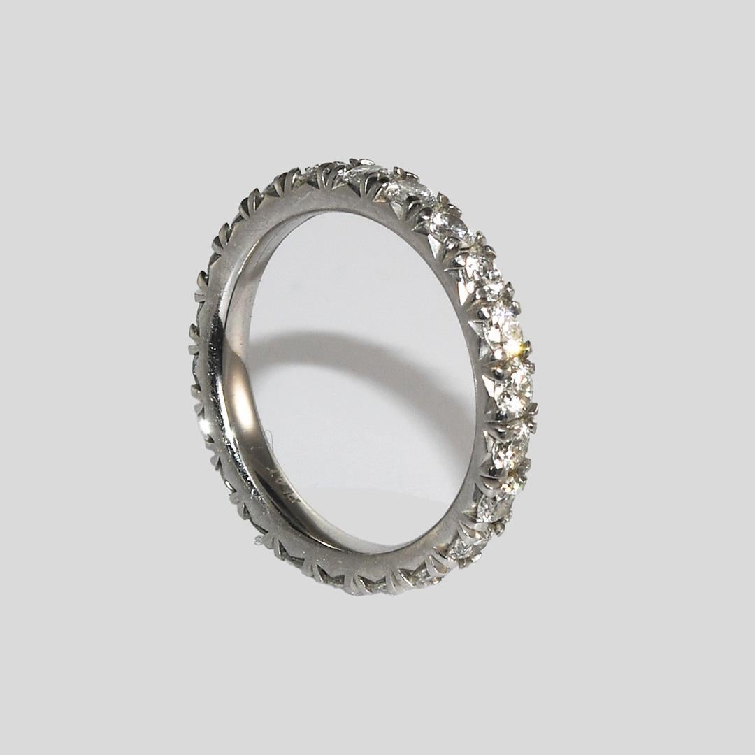 Platinum Diamond Eternity Band 1.20ct In Excellent Condition In Laguna Beach, CA