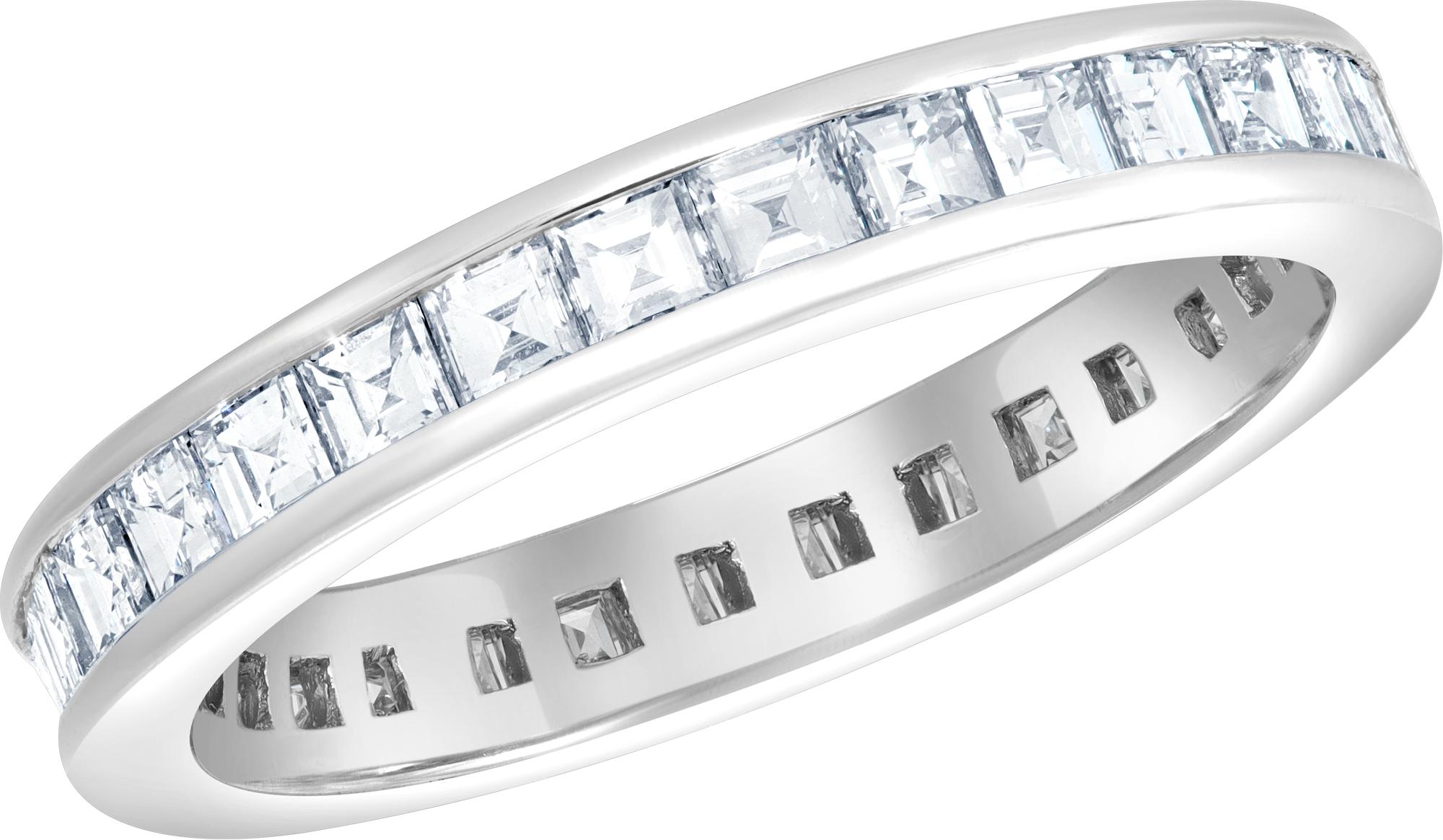 Platinum Diamond Eternity Band In Excellent Condition For Sale In Surfside, FL