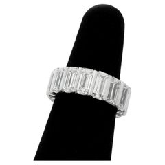 Fascia di diamanti in platino per l
eternità