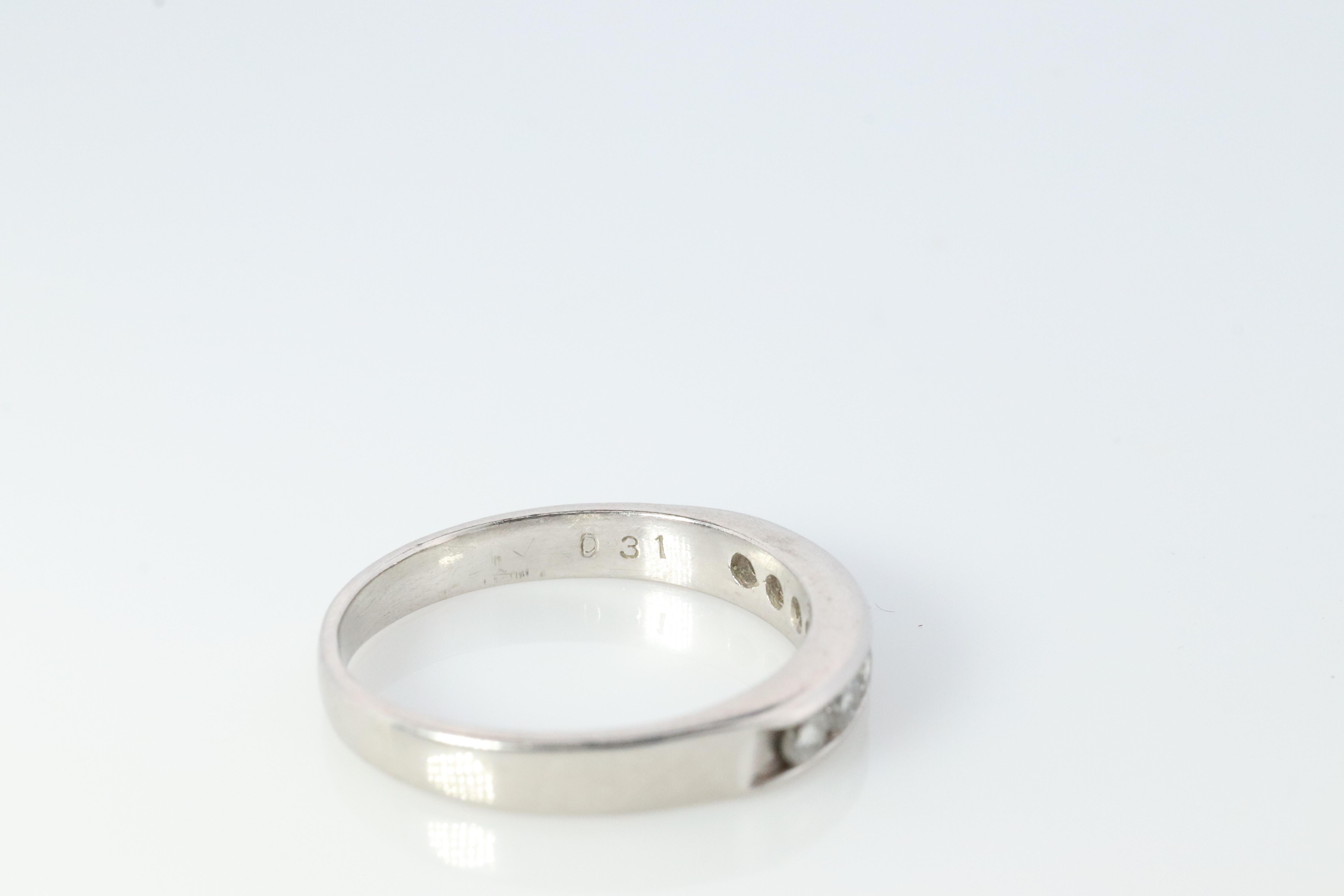 Anillo de eternidad de diamantes en platino. PT900 Anillo Infinito Media Eternidad 1/3ct. Corte redondo en venta