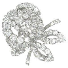 Broche Floral Diamante Platino