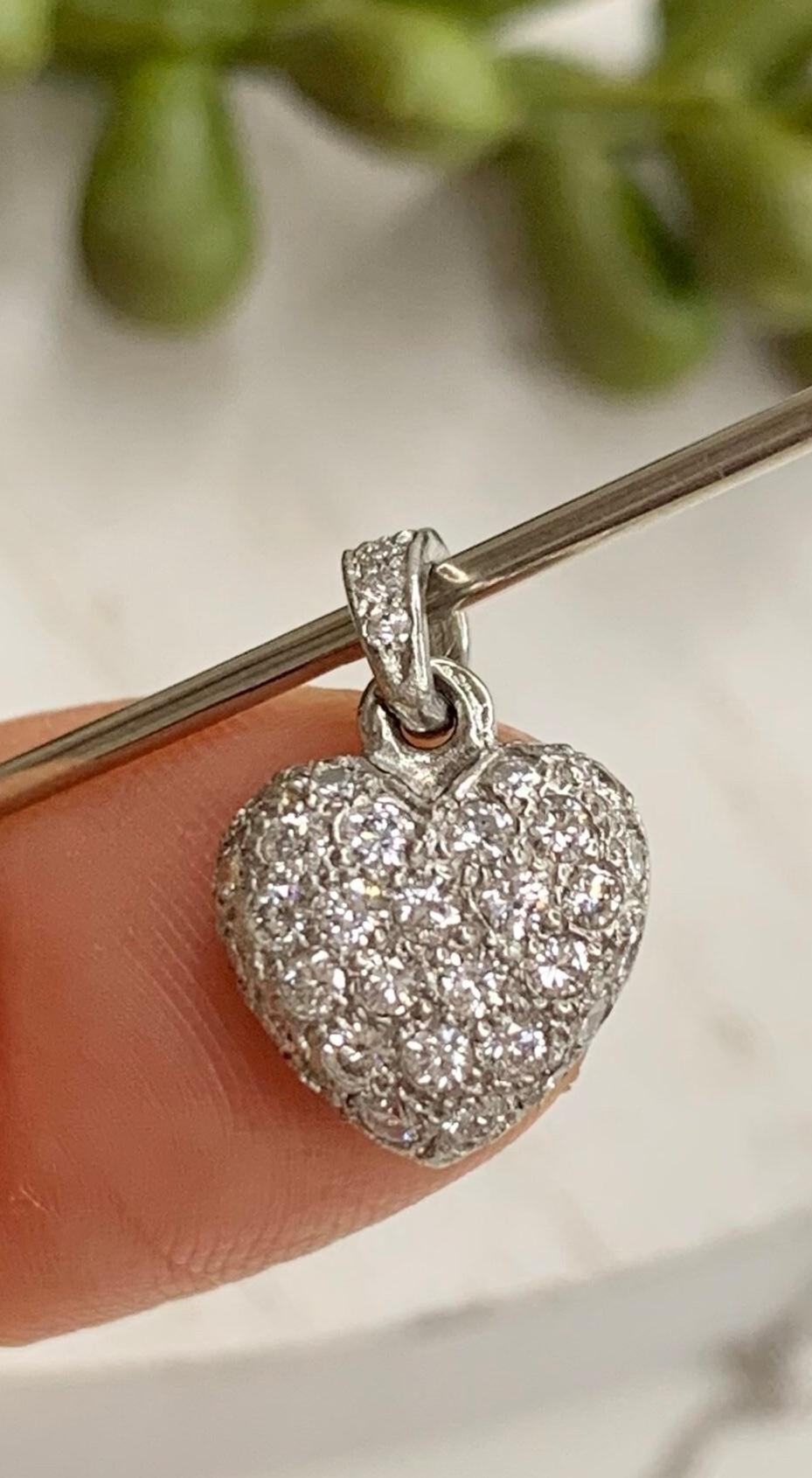 Platinum & Diamond Heart Pendant For Sale 5