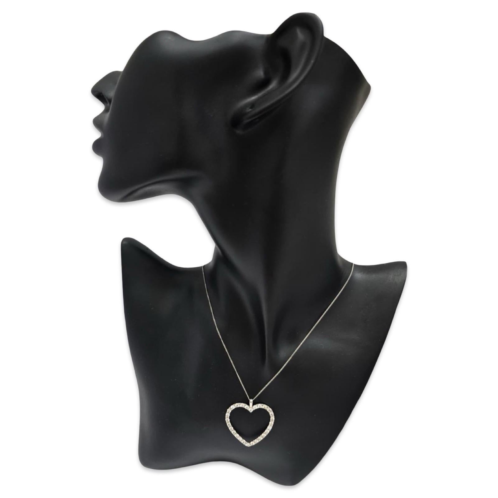 Collier pendentif cœur en platine avec diamants ronds 2.25ctw 18 pouces Excellent état - En vente à Miami, FL
