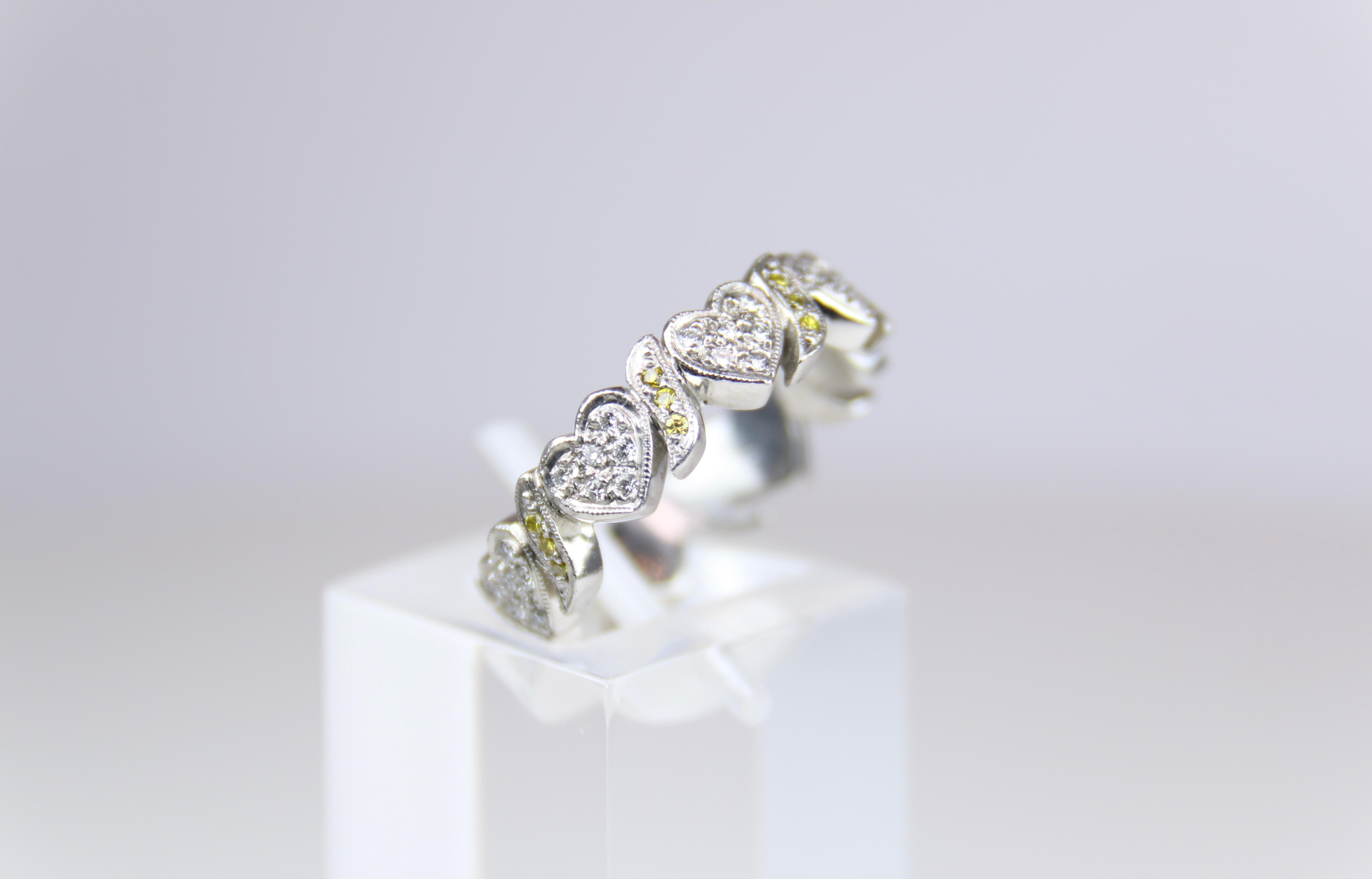 Anillo Eternidad Corazones Diamante Platino Tamaño 6.75