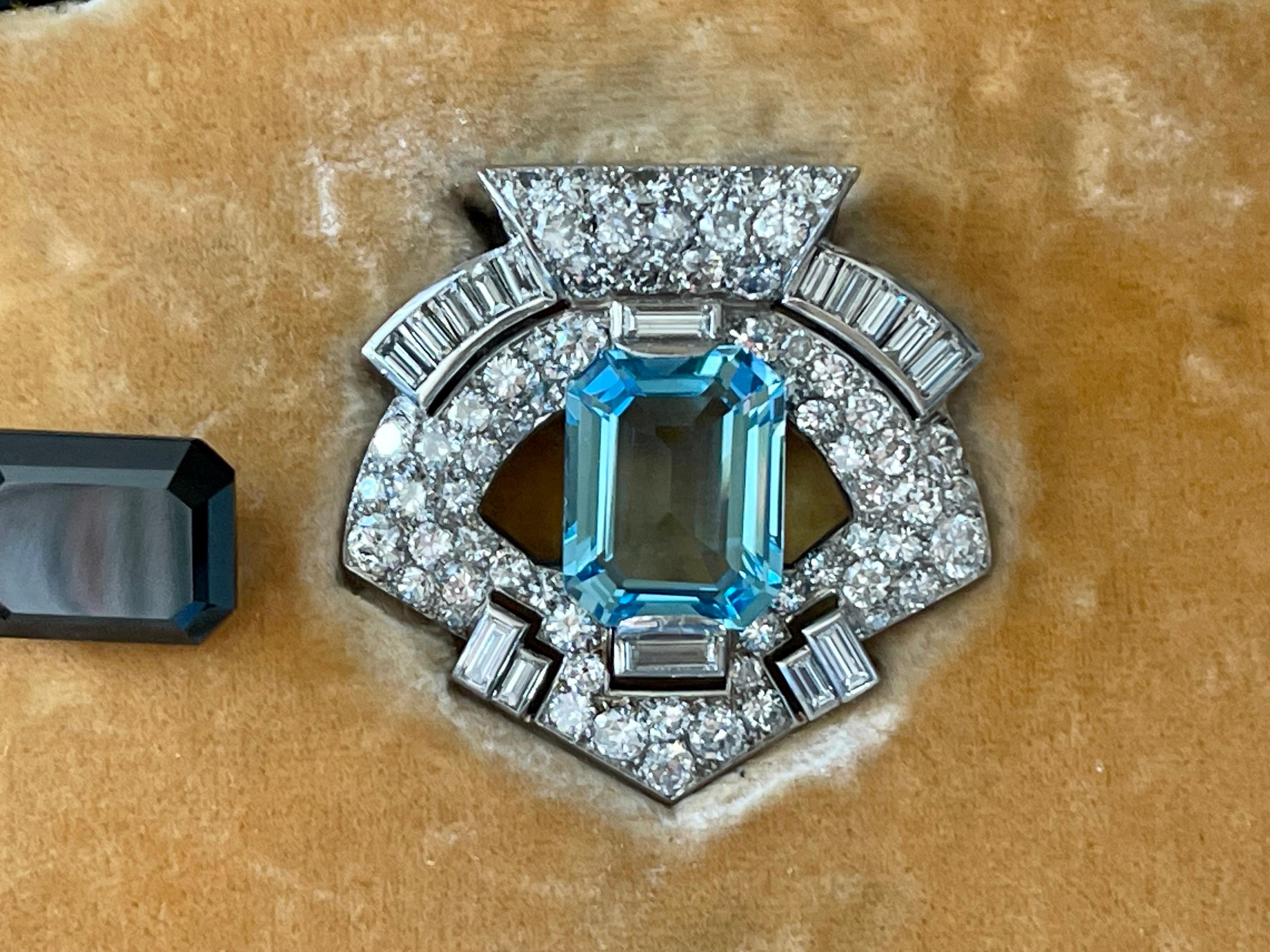 Platin Diamant austauschbarer Edelstein Art Deco Clip Brosche Arnold Ostertag  (Art déco) im Angebot