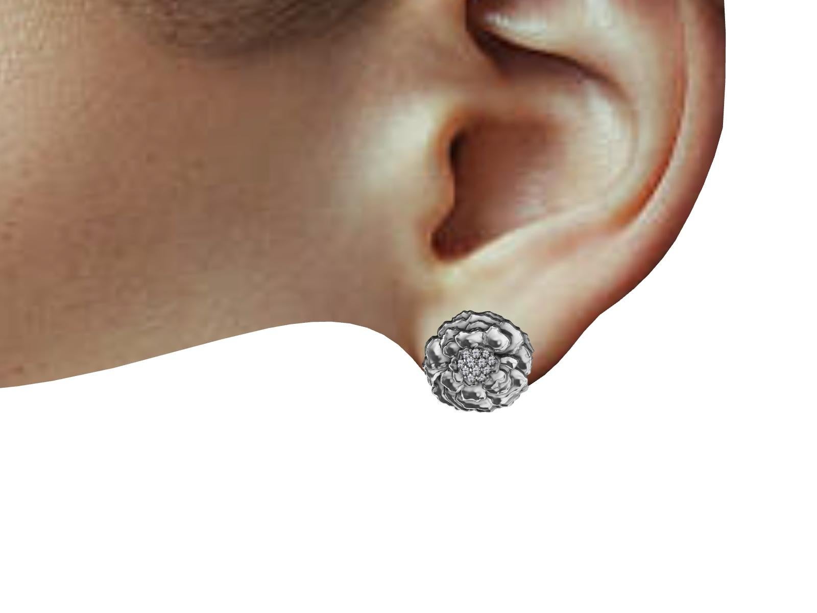 Round Cut Platinum Diamond Marigold Stud Earrings For Sale