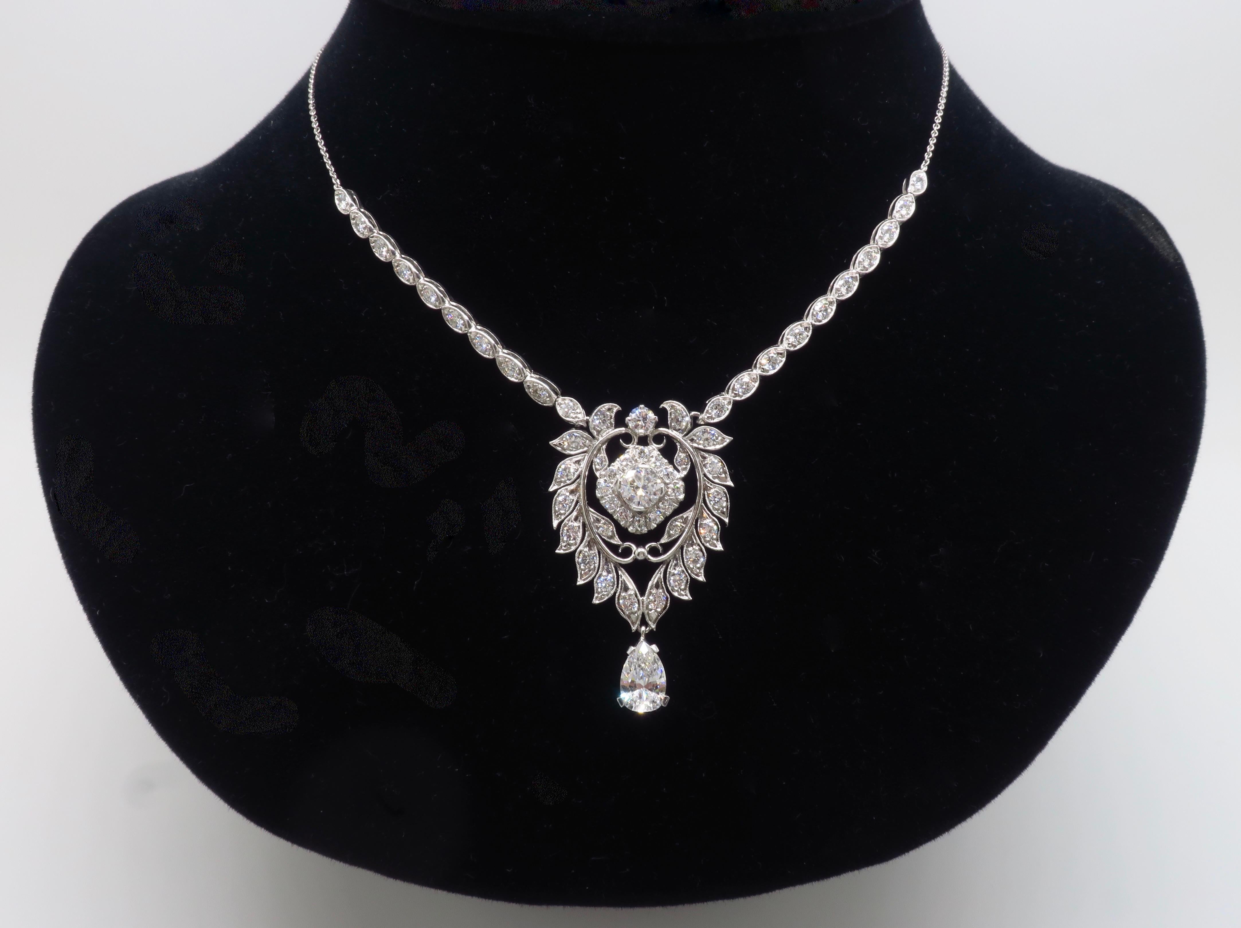 Collana di diamanti in platino con 4,23 carati di diamanti, certificati dall'IGI in vendita 8