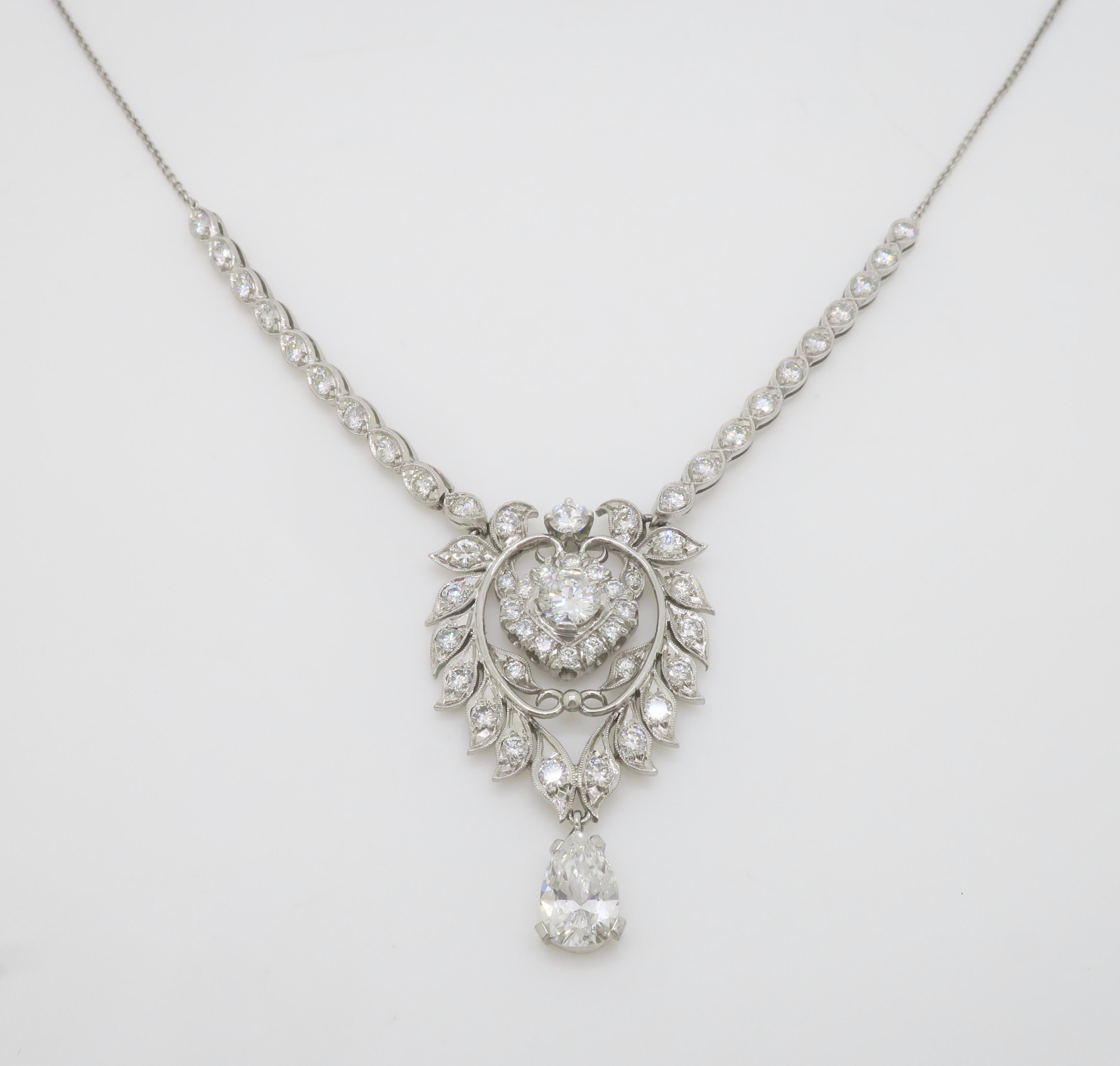 Collana di diamanti in platino con 4,23 carati di diamanti, certificati dall'IGI in vendita 2