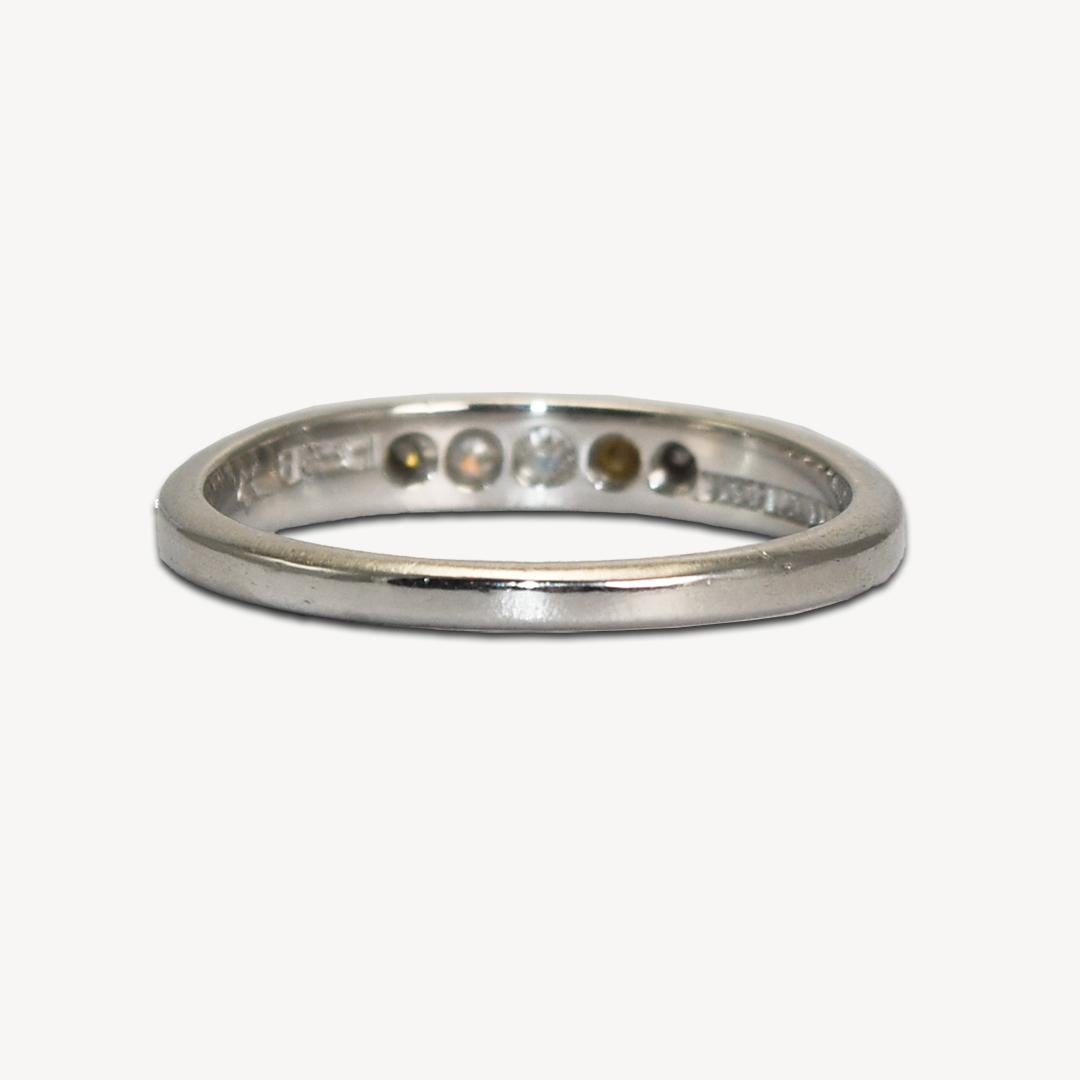Round Cut Platinum Diamond Ring 0.10ct For Sale