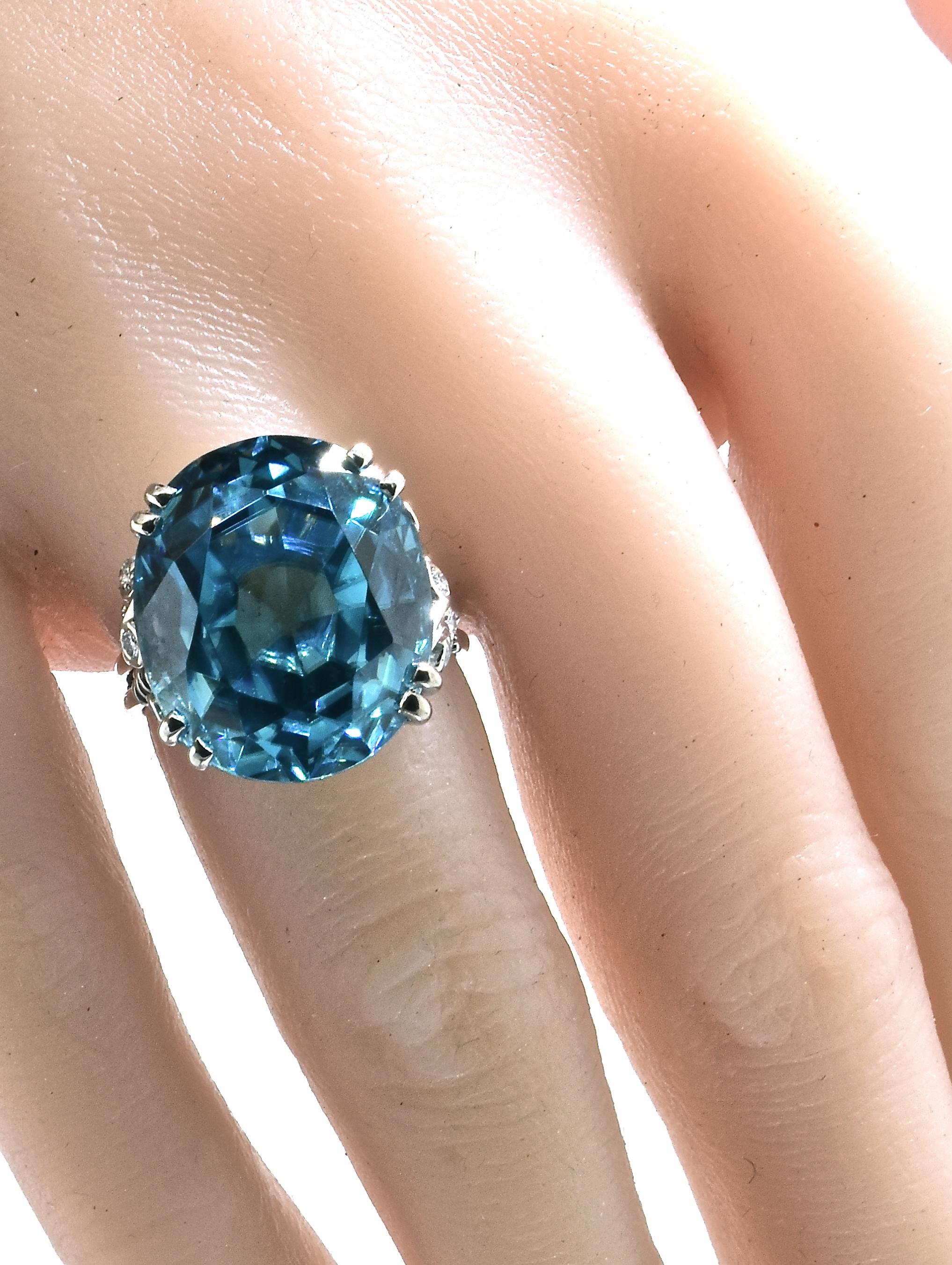 Women's or Men's Platinum & Diamond Ring Centering a Very Fine Large Natural Blue Zircon c. 1940