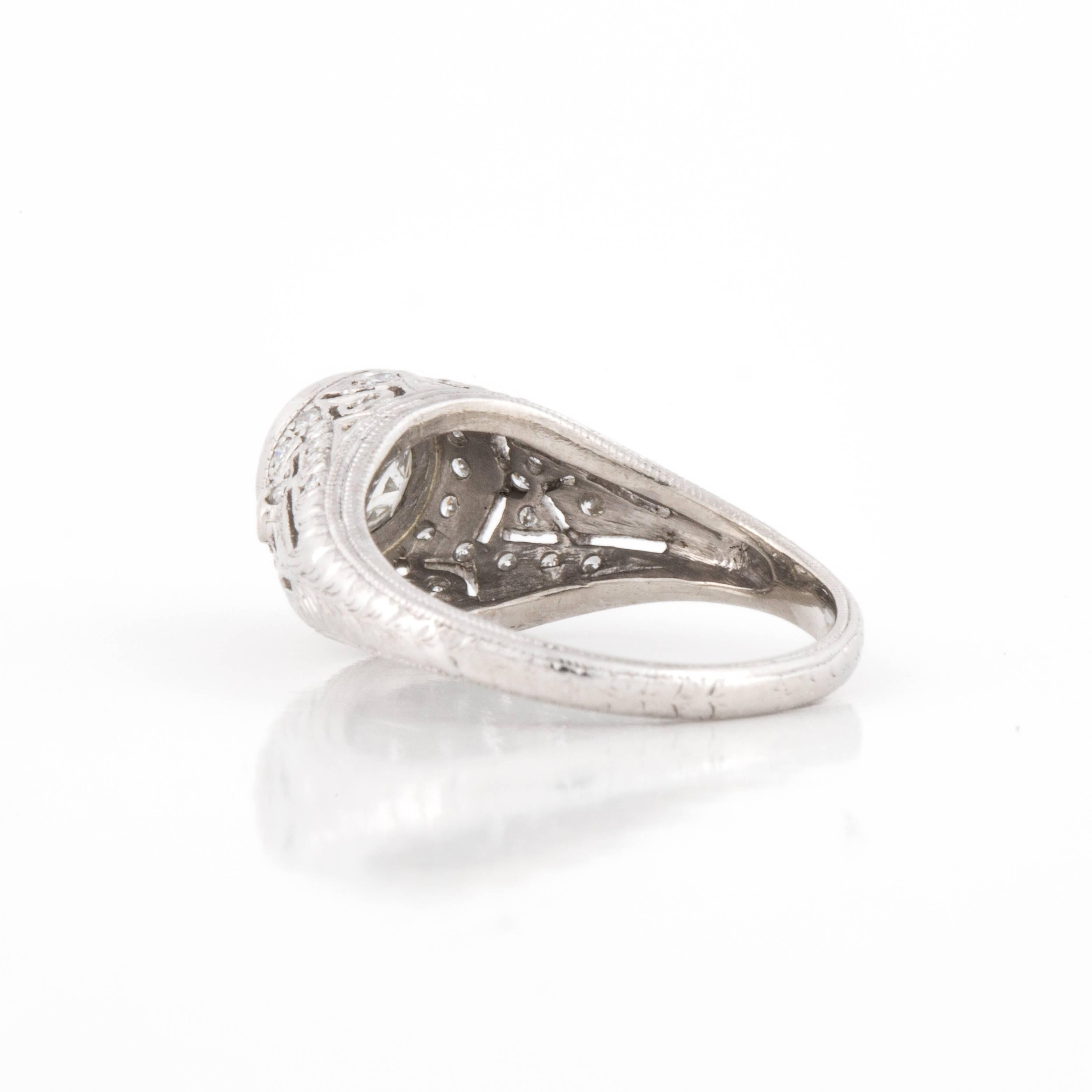 Platinum Diamond Ring In Good Condition In Houston, TX