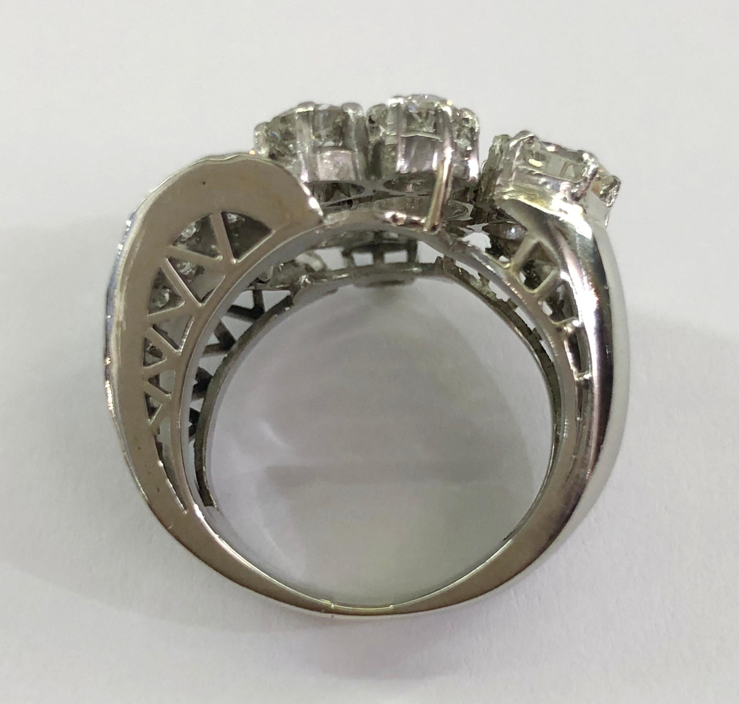 Women's or Men's Platinum Diamond Ring For Sale