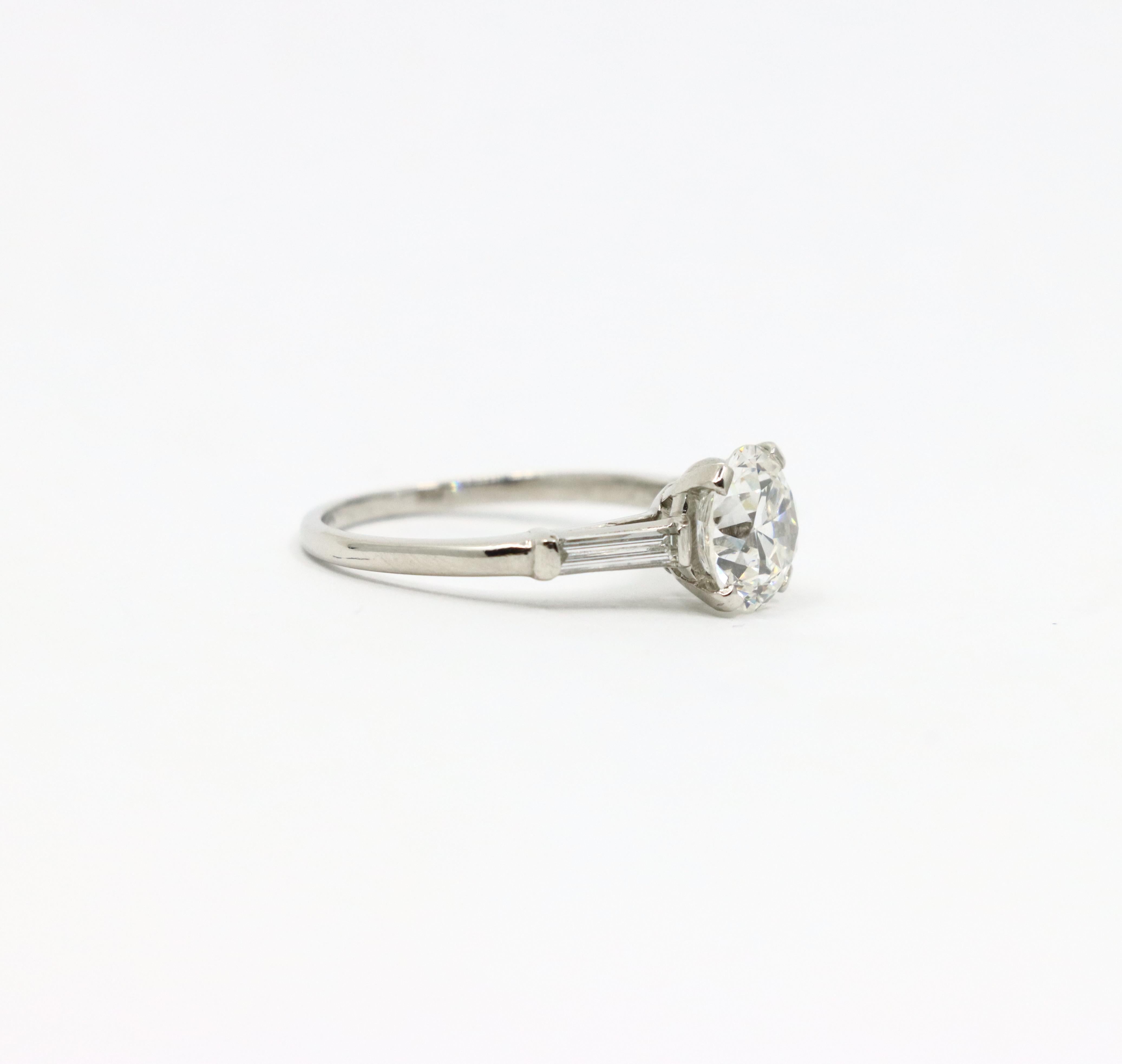 Women's or Men's Platinum Diamond Ring For Sale