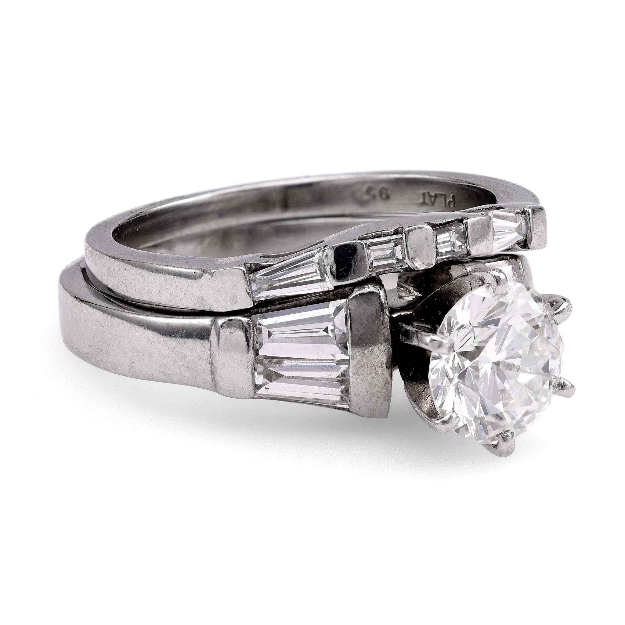 Platinum Diamond Ring Set In Excellent Condition For Sale In Beverly Hills, CA