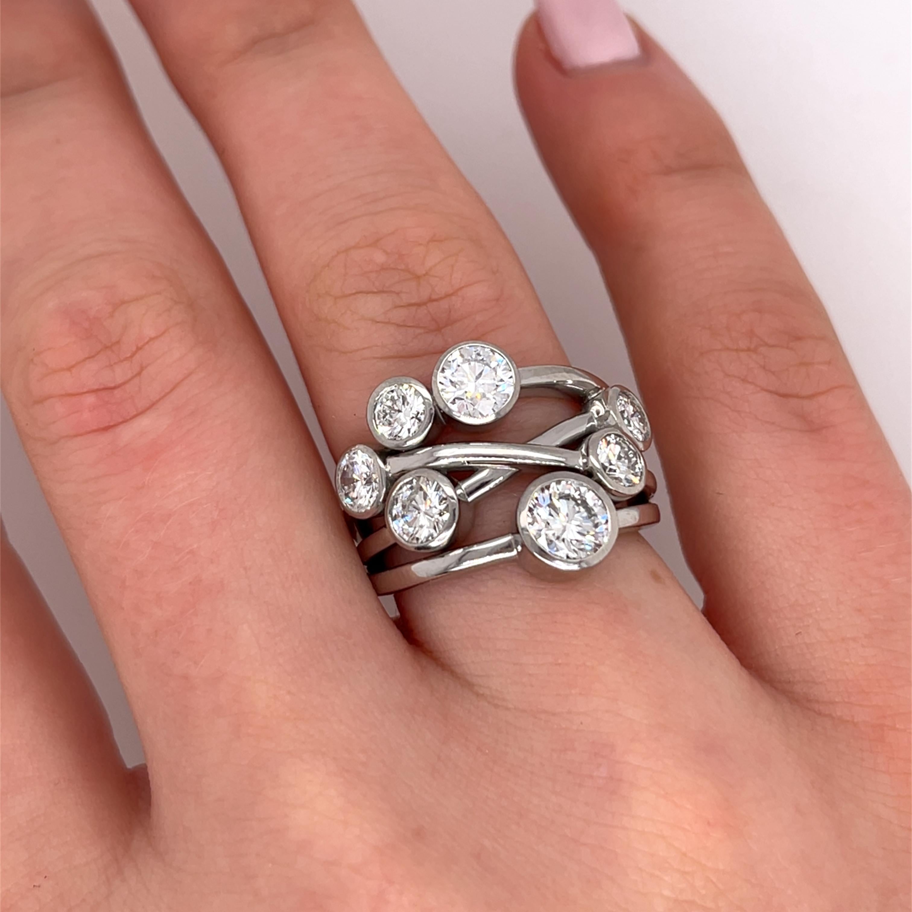 Platinum Diamond Ring, Set With 2.20ct Round Brilliant Natural Diamond For Sale 2