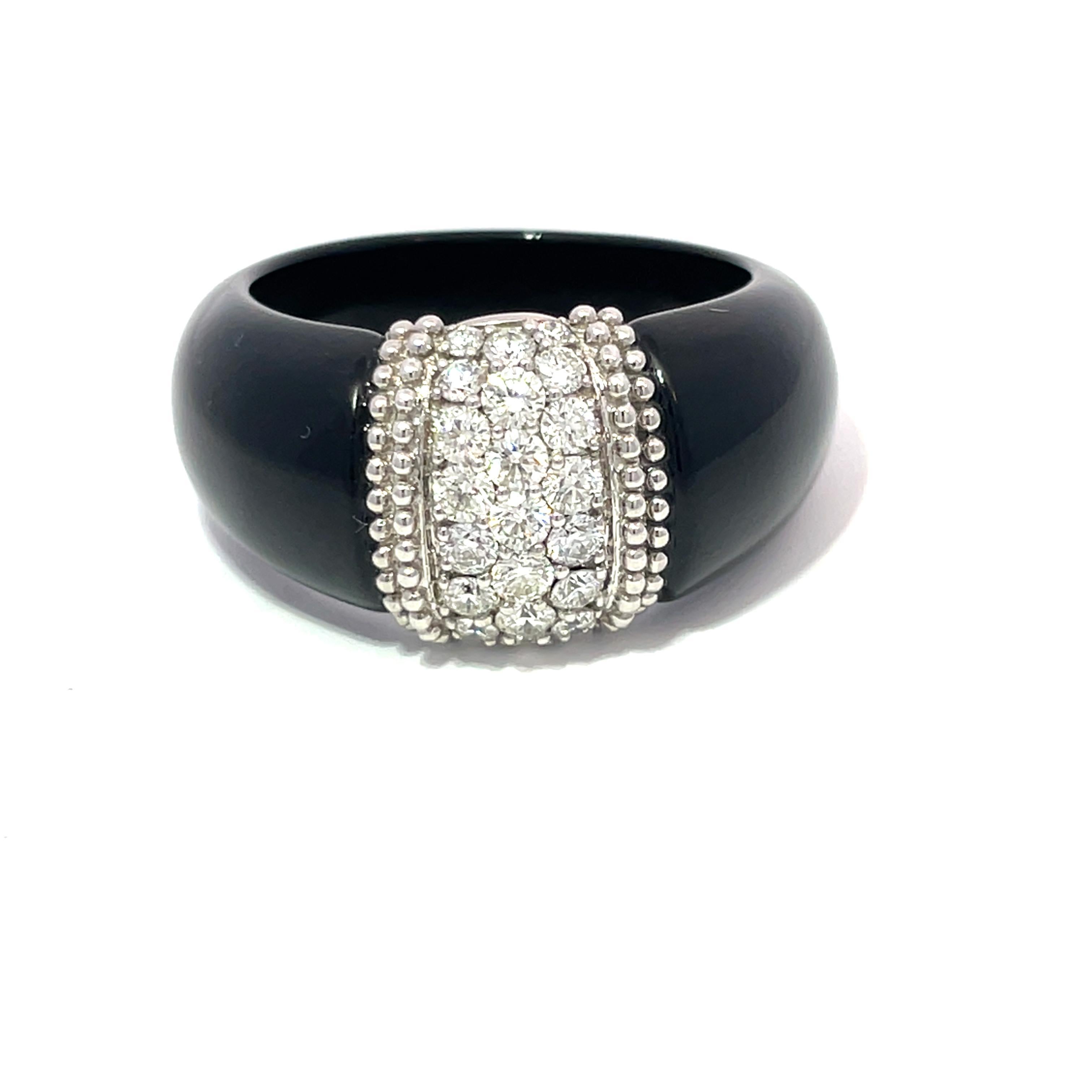 Anillo de diamantes en platino con banda de ónix negro en venta 1