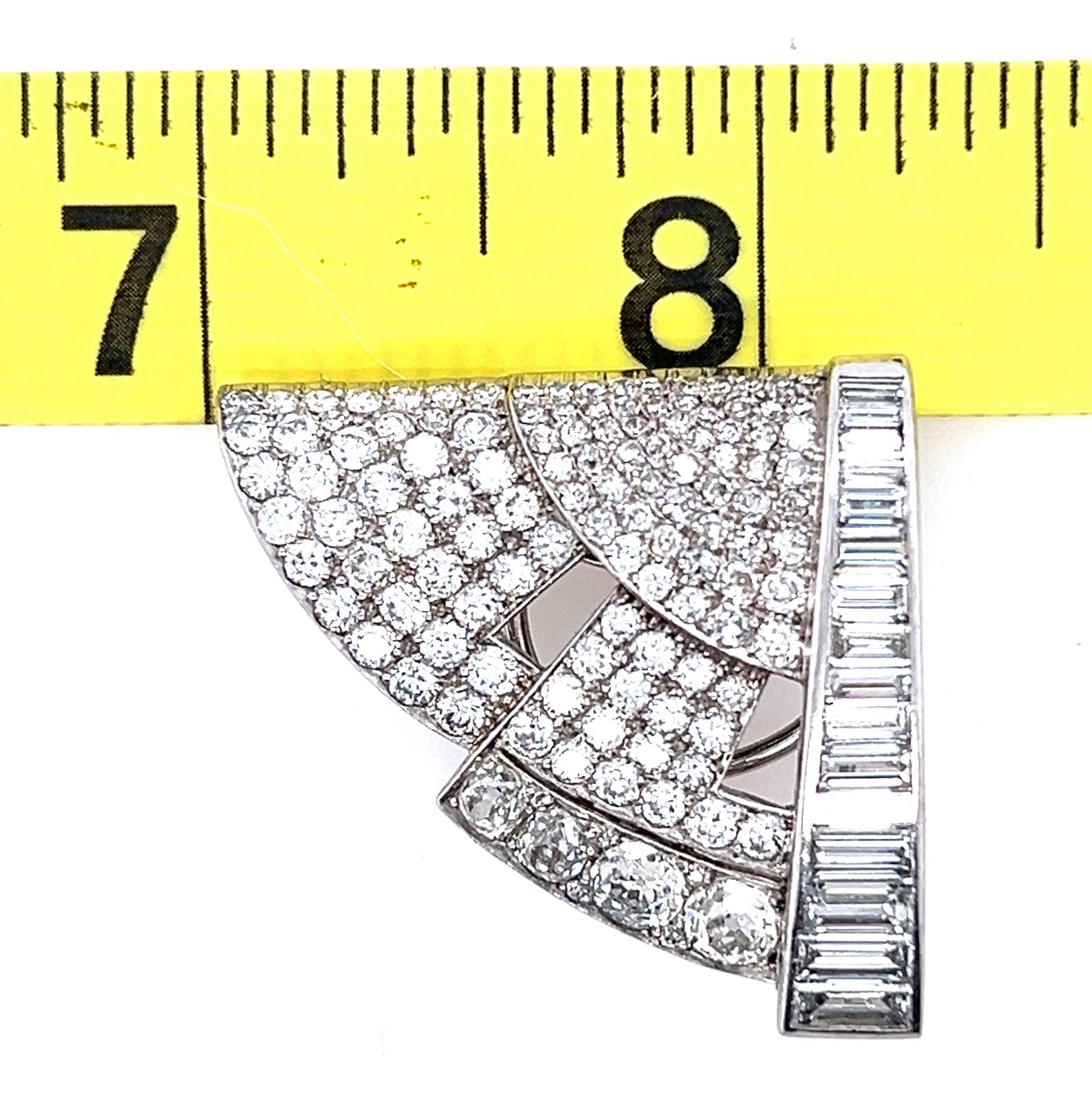 Platinum Diamond & Sapphire 1950s Convert. Pendant Dress Clips Earrings Brooch For Sale 12