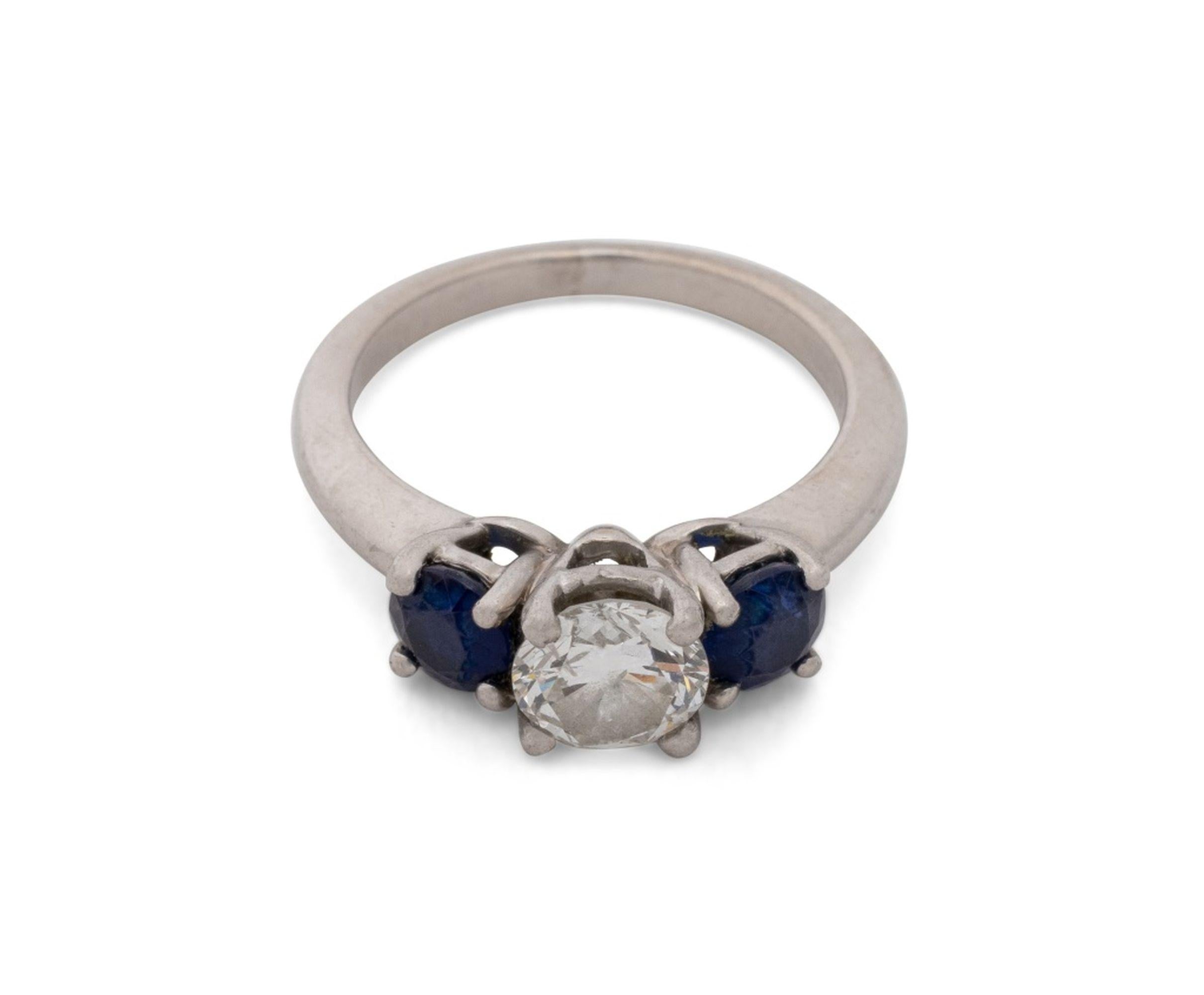 Platinum Diamond Sapphire 3-Stone Engagement Ring Bon état - En vente à Queens, NY