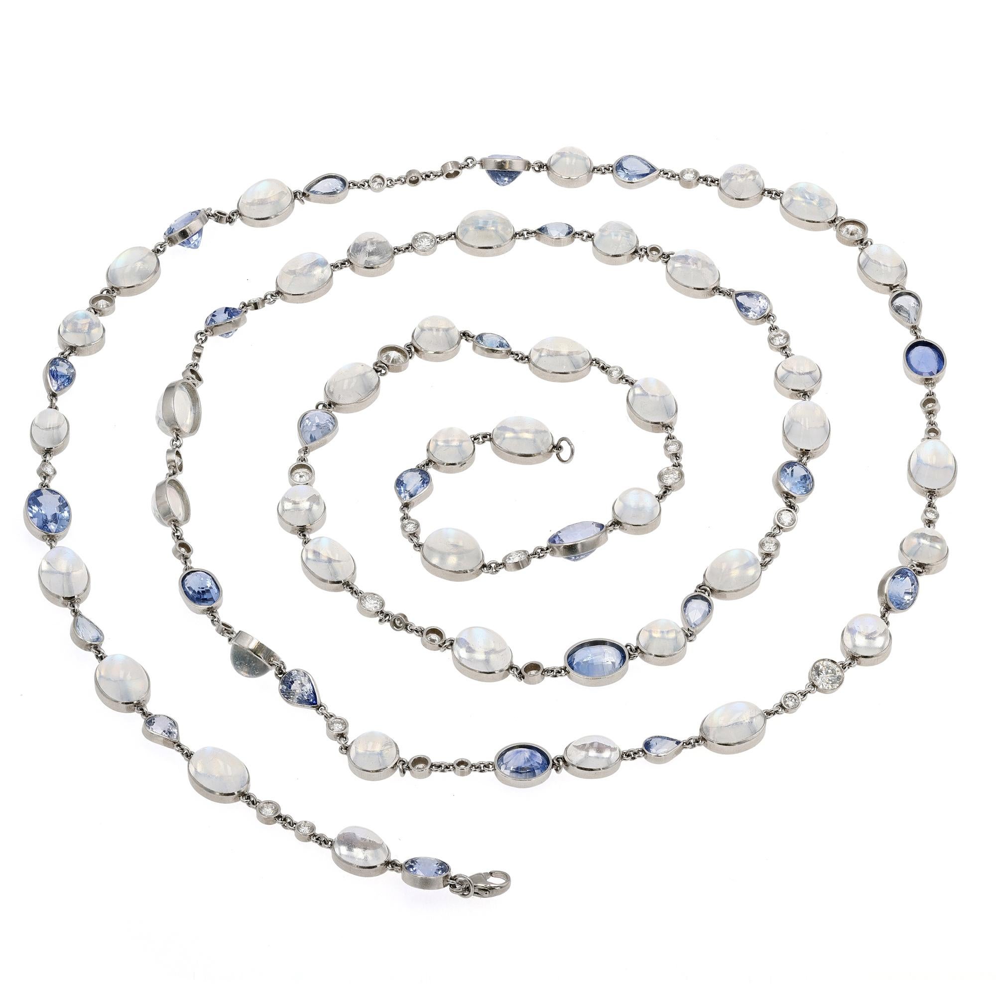 Taglio brillante Collana a catena lunga in platino, diamanti, zaffiri e pietre di luna in vendita