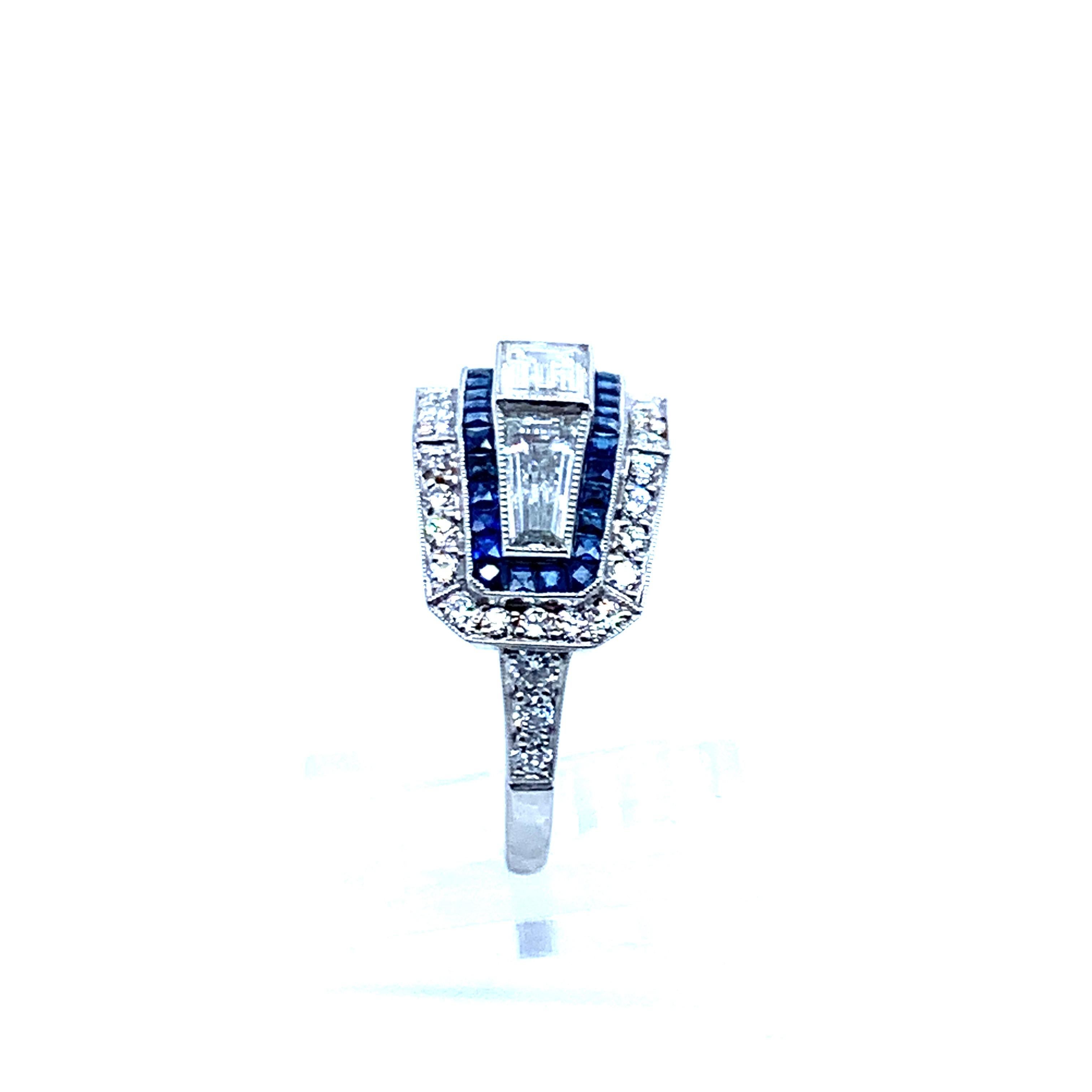 Platinum Diamond Sapphire Ring In Excellent Condition For Sale In New York, NY