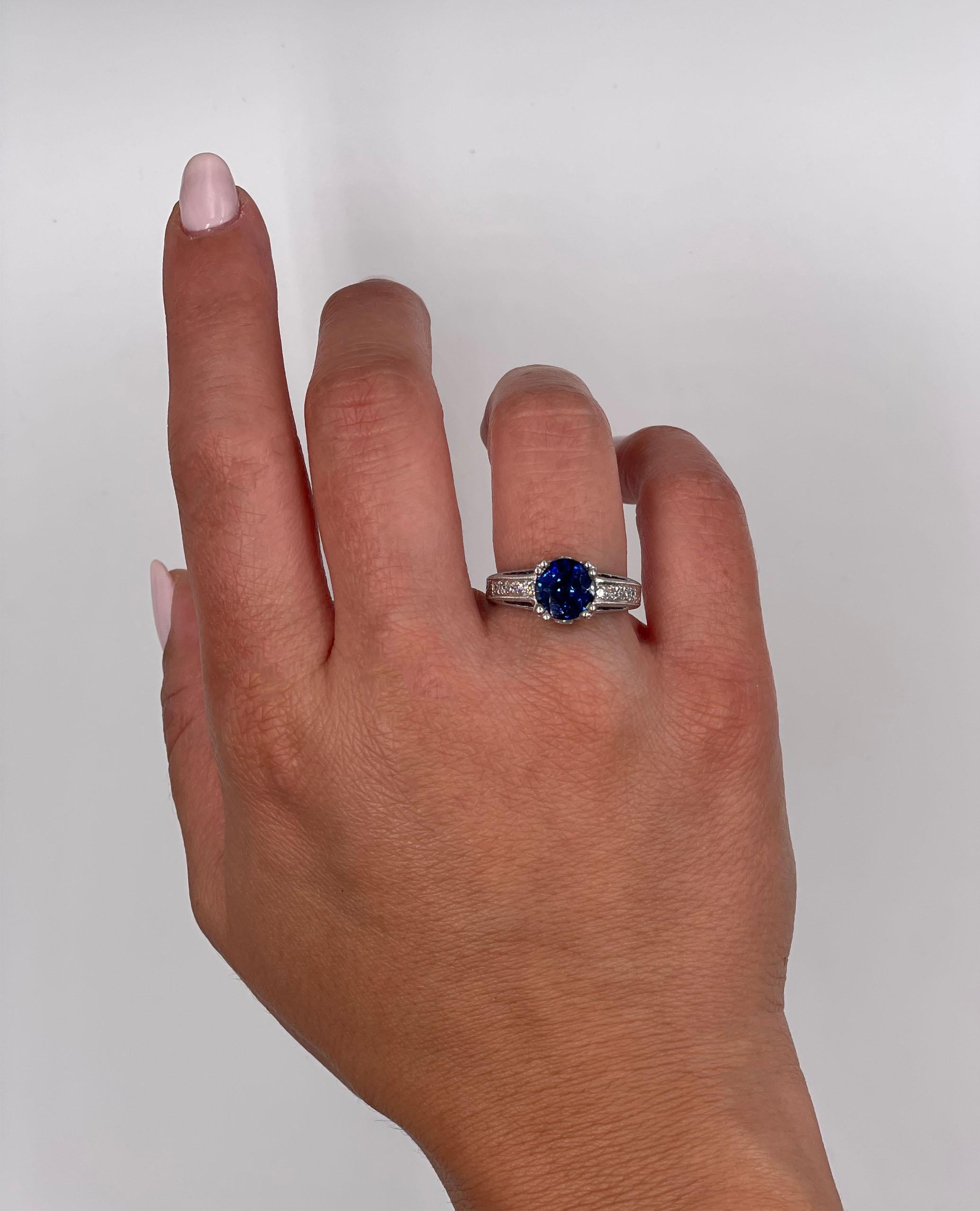 Platinum Diamond & Sapphire Ring with Hand Engraving In New Condition For Sale In Old Tappan, NJ