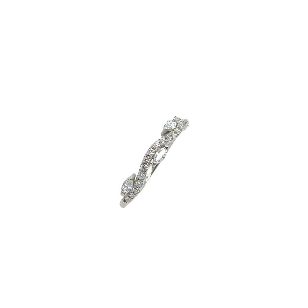 This Platinum Diamond half-eternity band is set with a mix of round and Marquise Diamonds, with a total Diamond weight of 0.55ct. This ring is elegant and beautiful for wedding ring or anniversary ring.

Additional Information:
Total Diamond Weight: