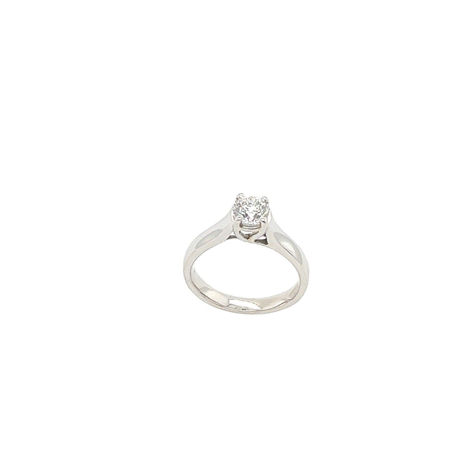 Platinum Diamond Solitaire Ring Set with 0.51ct Round Brilliant Cut Diamond For Sale 1