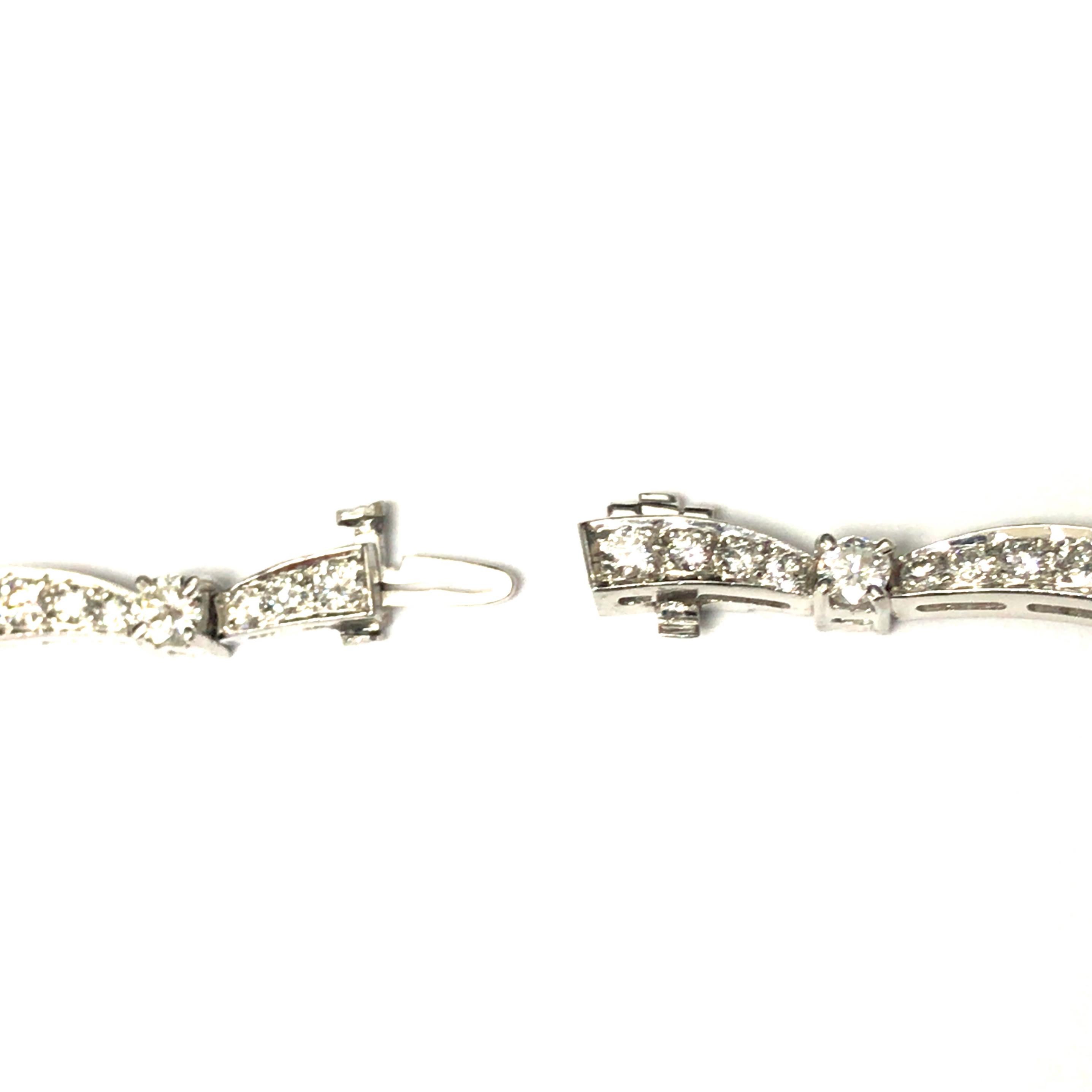 Women's Platinum Diamond Starburst Cluster Necklace For Sale