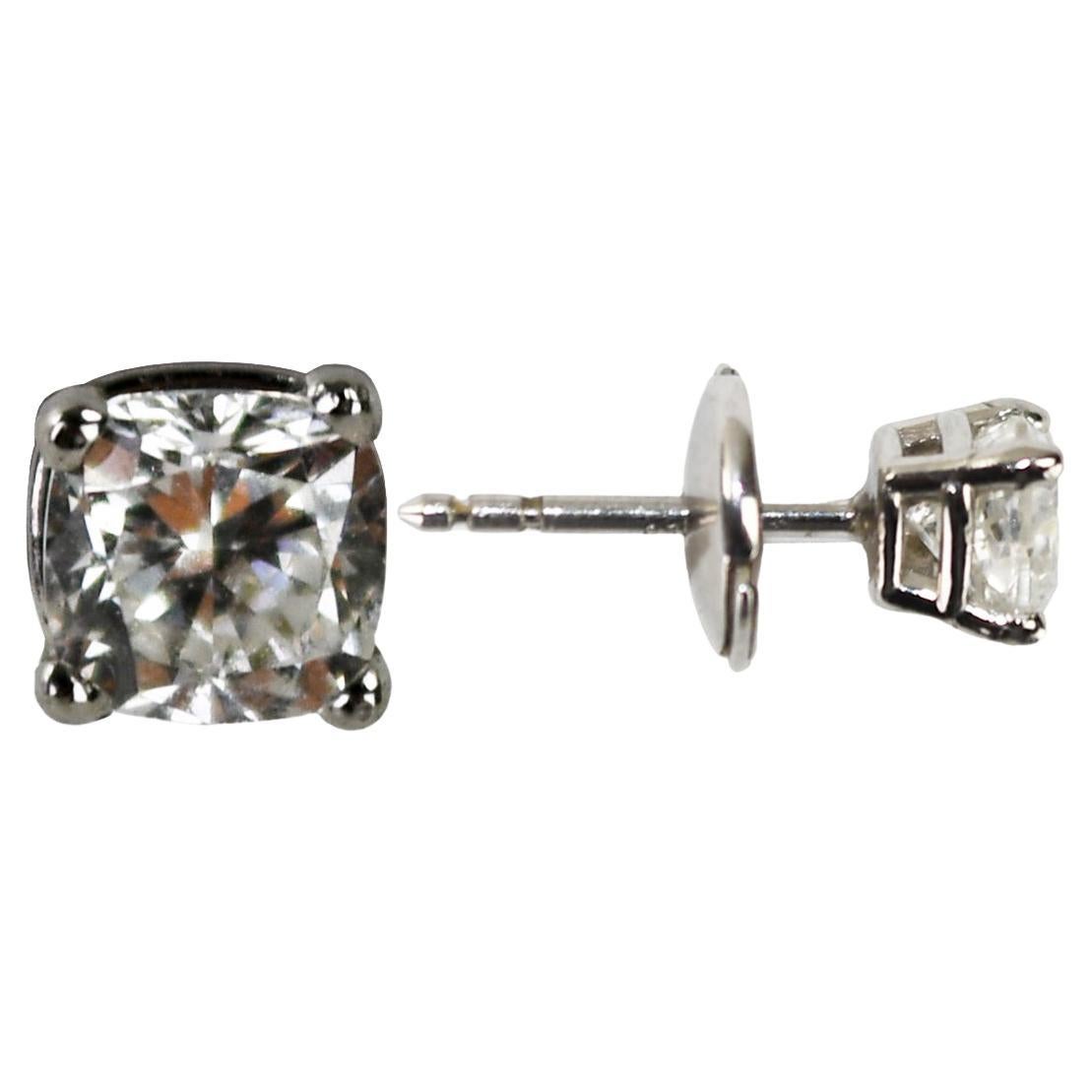 Boucles d'oreilles en platine avec diamant 1.00ct en vente