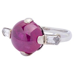 Ring aus Platin, Diamant und unerhitztem burmesischem Rubin