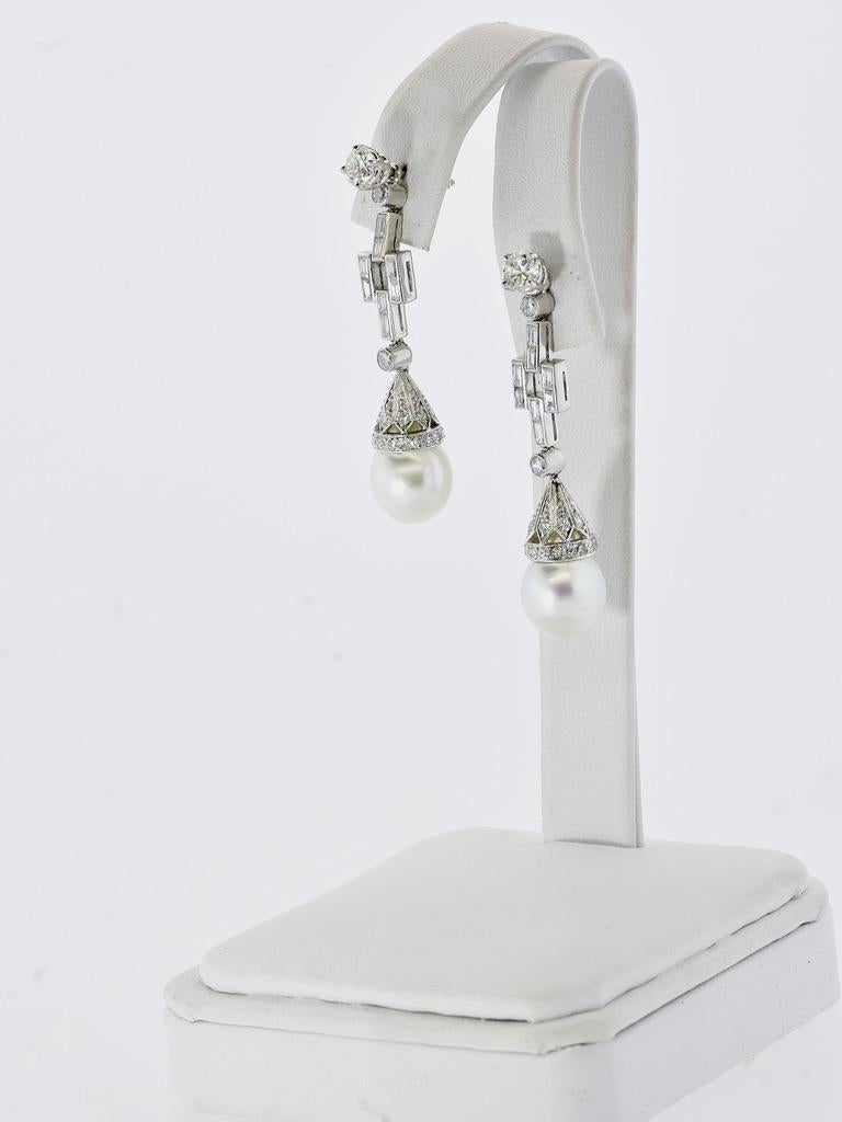 Platinum & Diamond Vintage Earrings Pendant  Style with Fine Diamonds & Pearls For Sale 3
