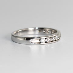 Alliance en platine et diamants 0.33 carat