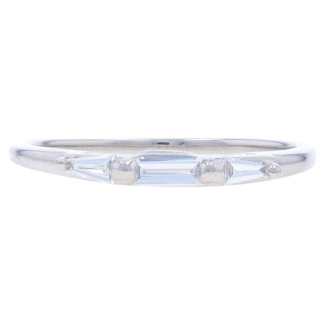 Platin Diamant-Hochzeitsring - Baguette .14ctw Drei-Stein-Ring