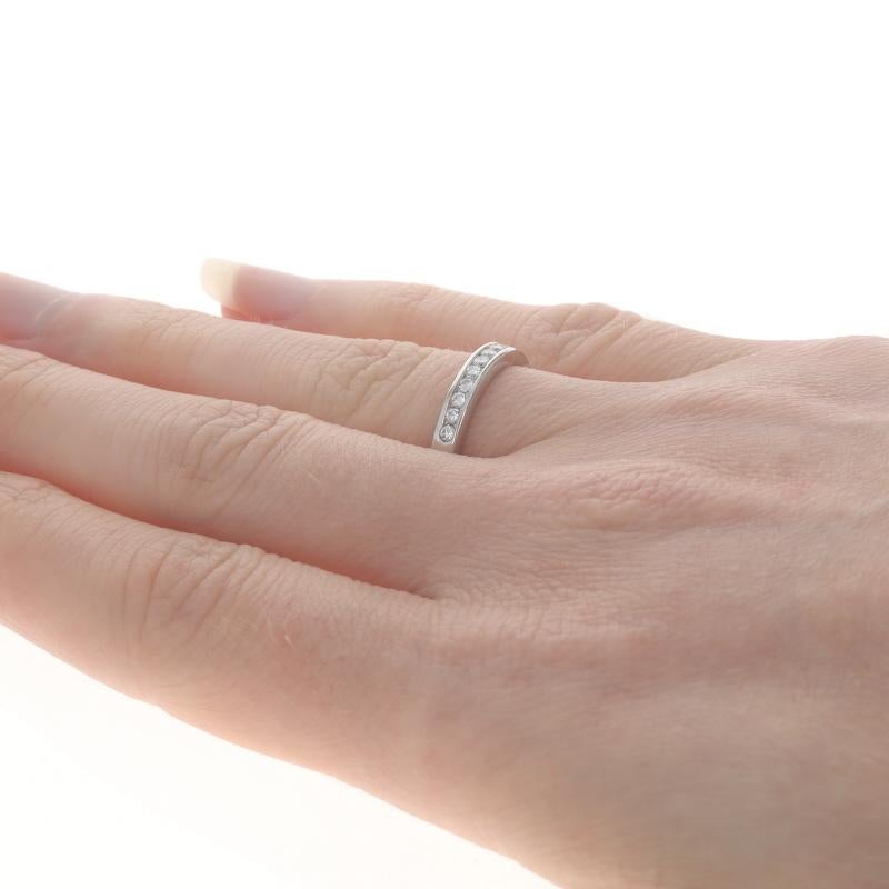 Platin Diamant Ehering - Runder Brillant .30ctw Channel Set Ring für Damen oder Herren im Angebot