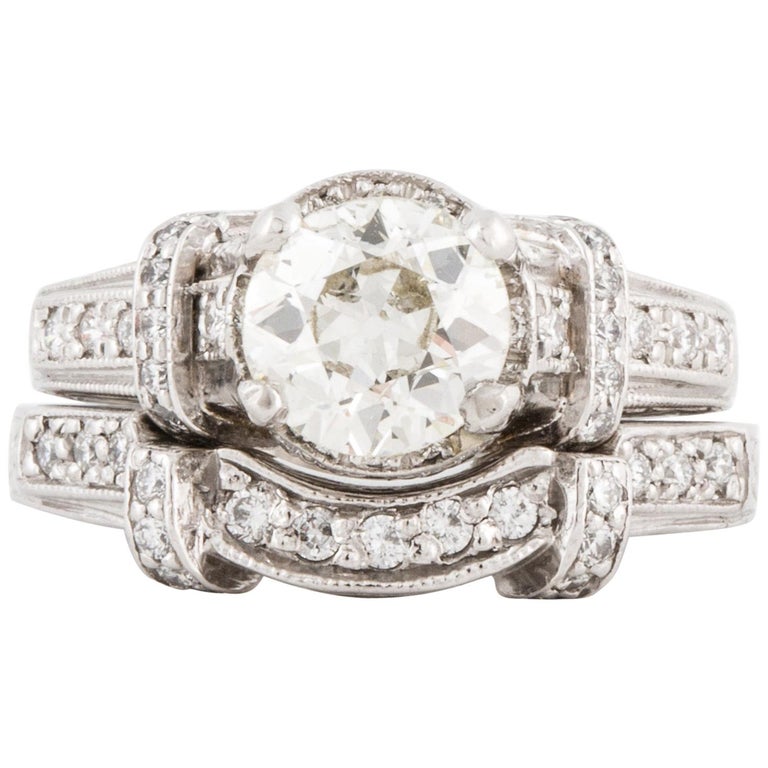 Platinum Diamond Wedding Ring Set For Sale at 1stdibs