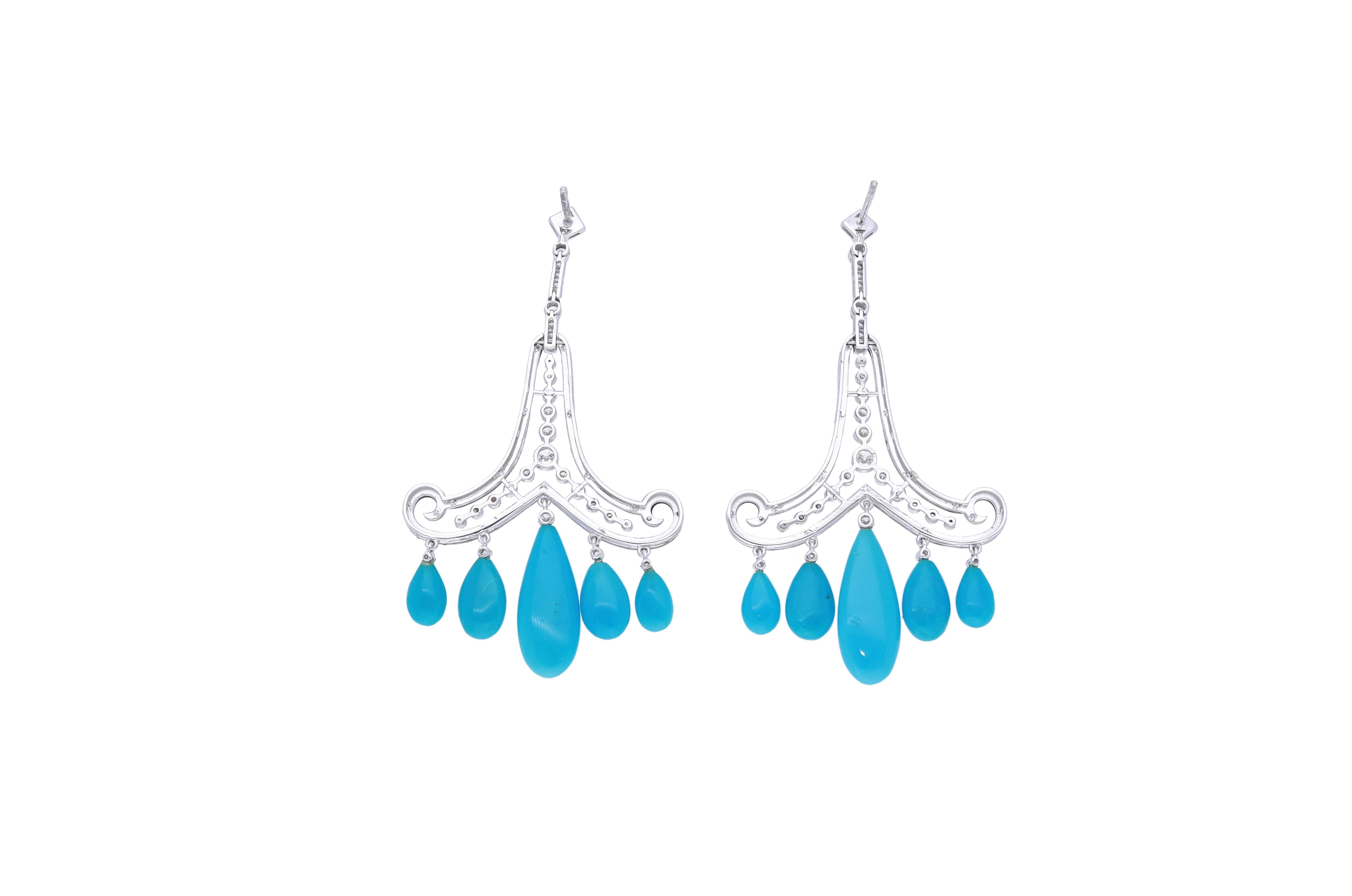Platinum Diamonds Turquoise Enamel Chandelier Earrings In New Condition For Sale In Rome, IT