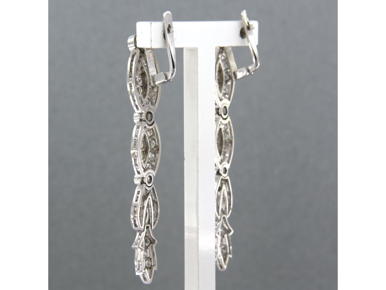 Taille brillant Boucles d'oreilles en platine avec diamants taille brillant jusqu'à 2,50 ct 7,8 grammes en vente