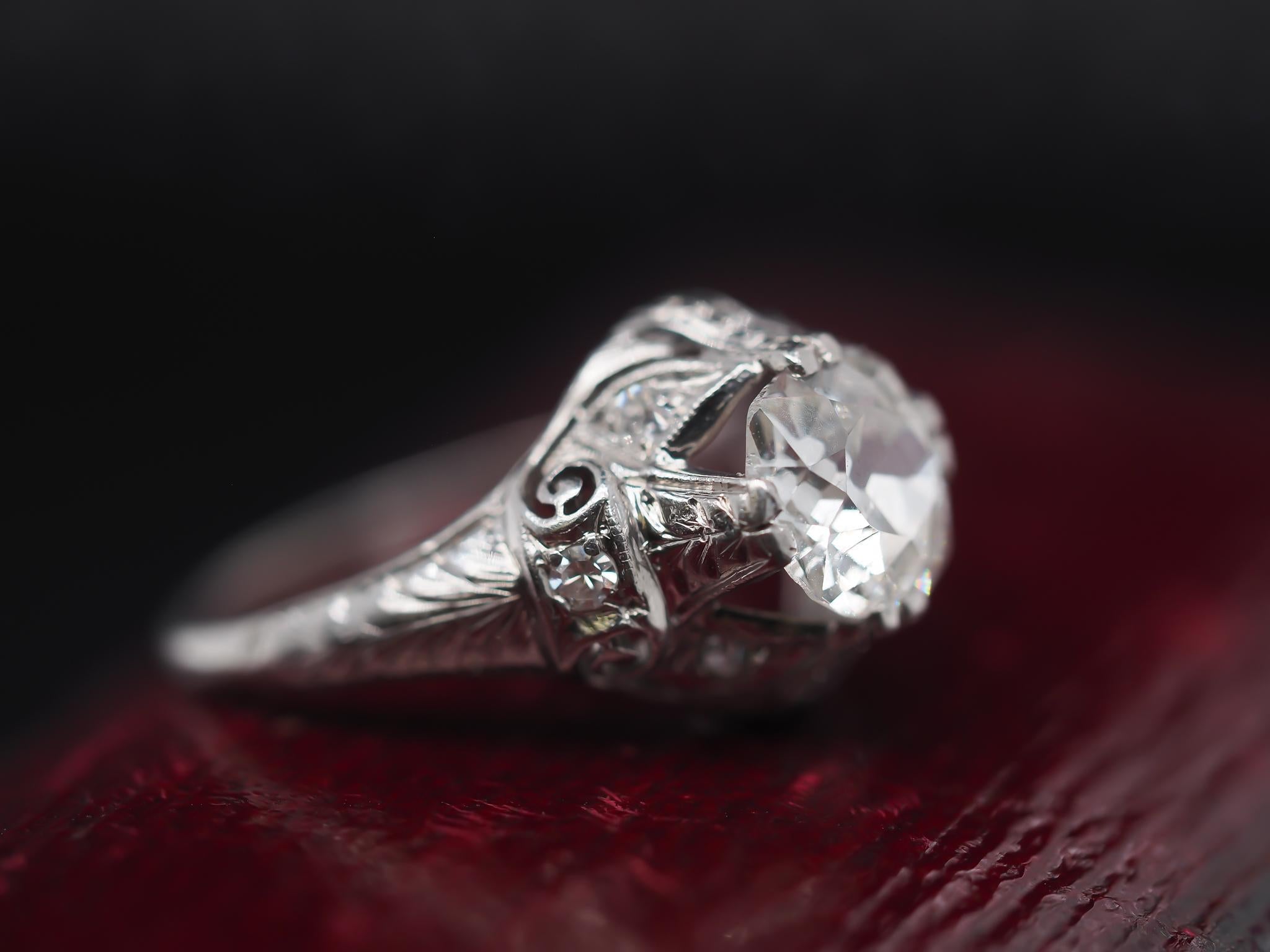 Platinum Edwardian 1.25ct Old Mine Diamond Engagement Ring In Good Condition For Sale In Hicksville, NY