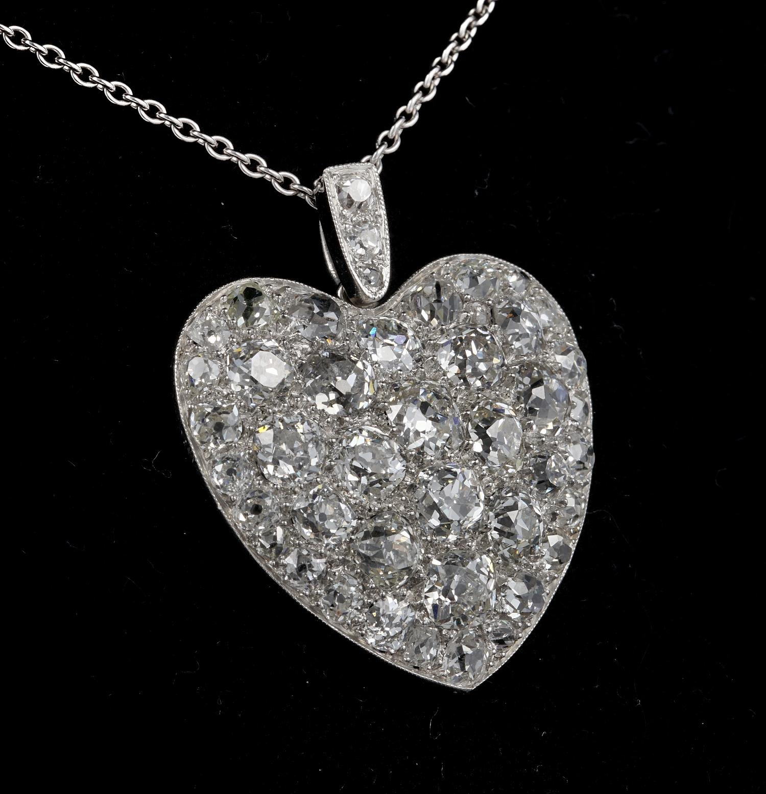 Platinum Edwardian 6.0 Carat Mine Cut Diamond Rare Sentimental Heart Necklace In Good Condition In Napoli, IT