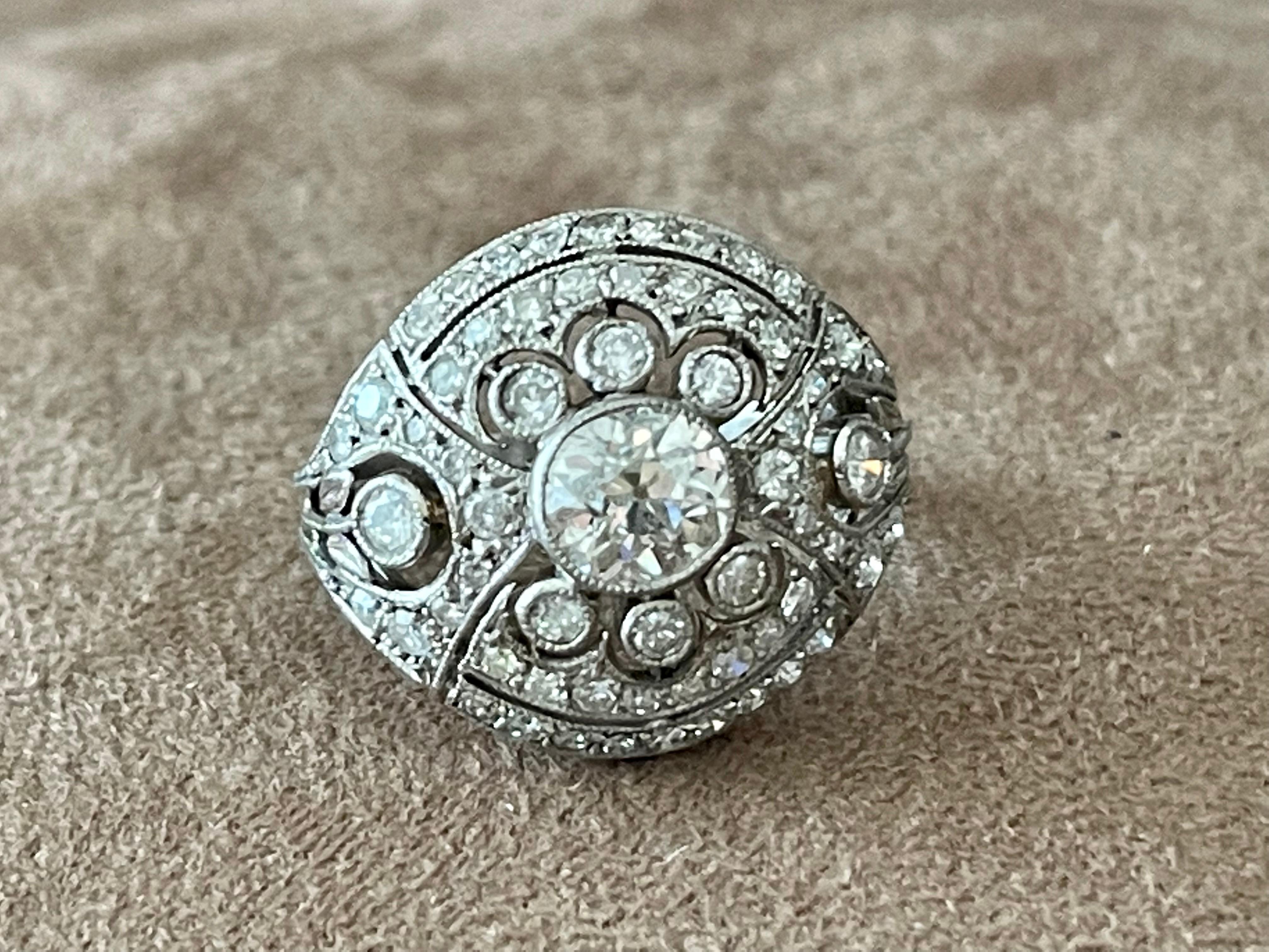 Platinum Edwardian Bombé Ring Diamonds In Good Condition For Sale In Zurich, Zollstrasse