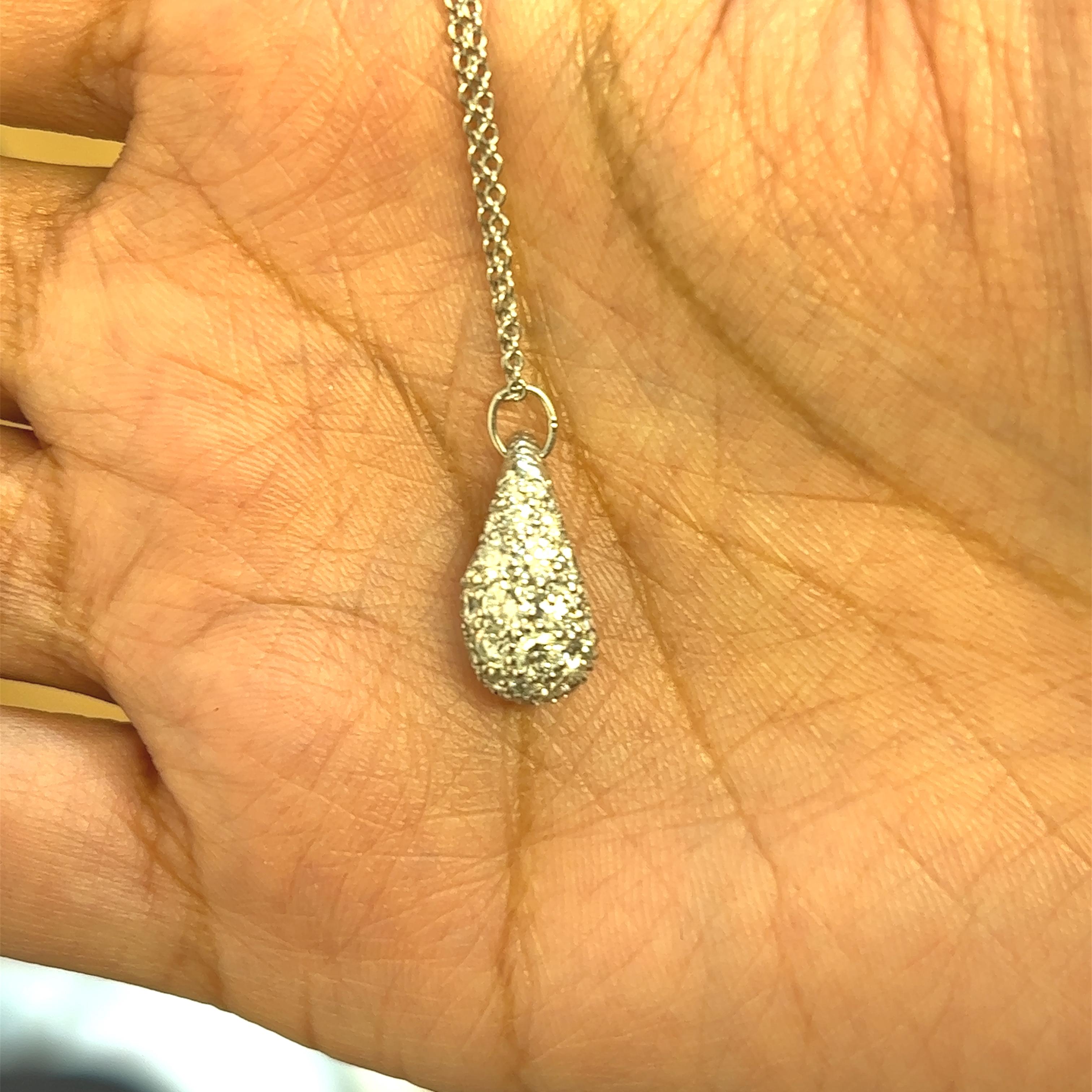Platinum Elsa Peretti Tiffany & Co. Teardrop Diamond Pendant In Good Condition For Sale In Atlanta, GA