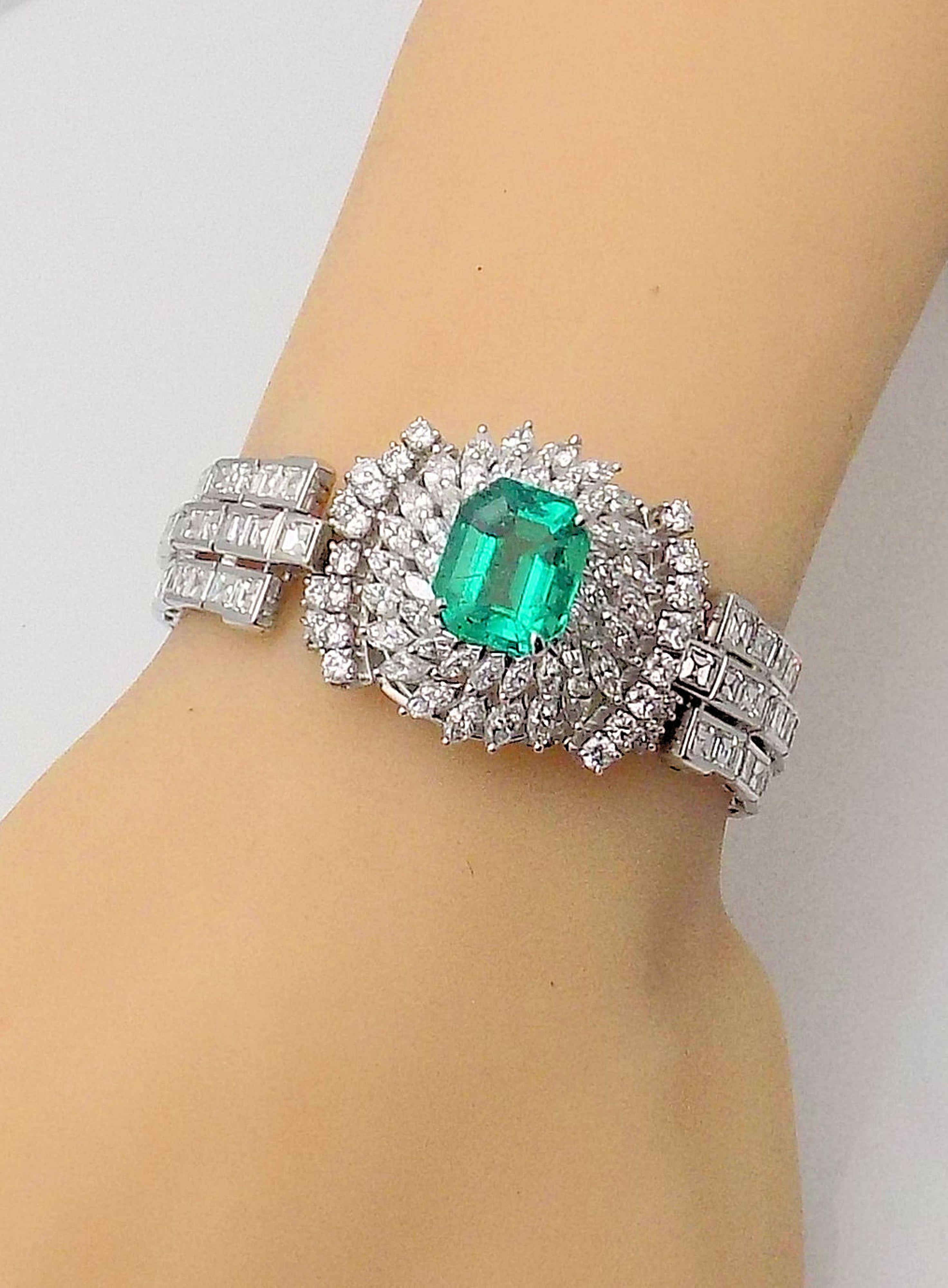 Platinum Emerald and Diamond Bracelet For Sale 1