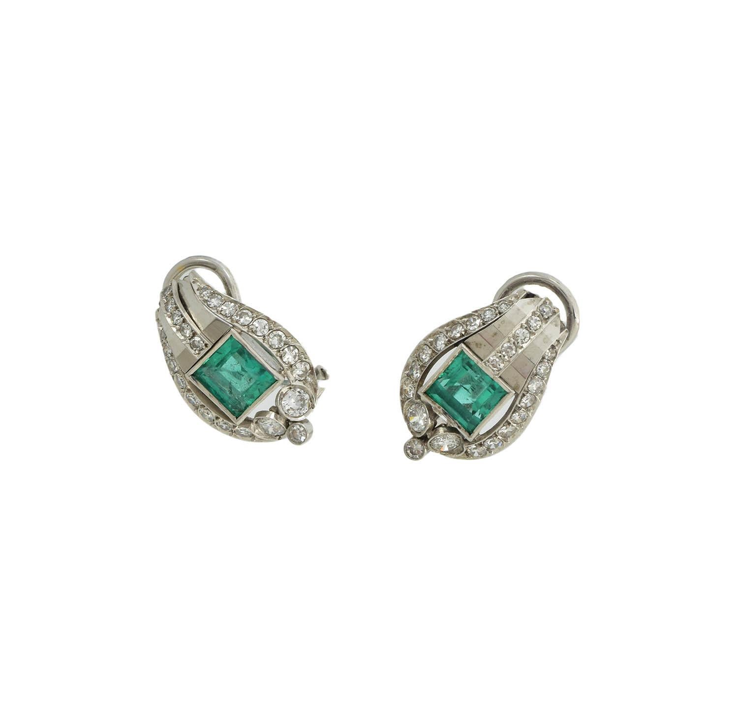 Type: Clip earrings

Metal: Platinum

Stones: 24 Brilliant cut round diamonds (each earring)

Emerald Weight: Approx. 4 CTW

Total Item Weight (g): 9.8 grams

Approximate Diameter: 19.48mm (height) 14.1 (width)

Closure: Clip