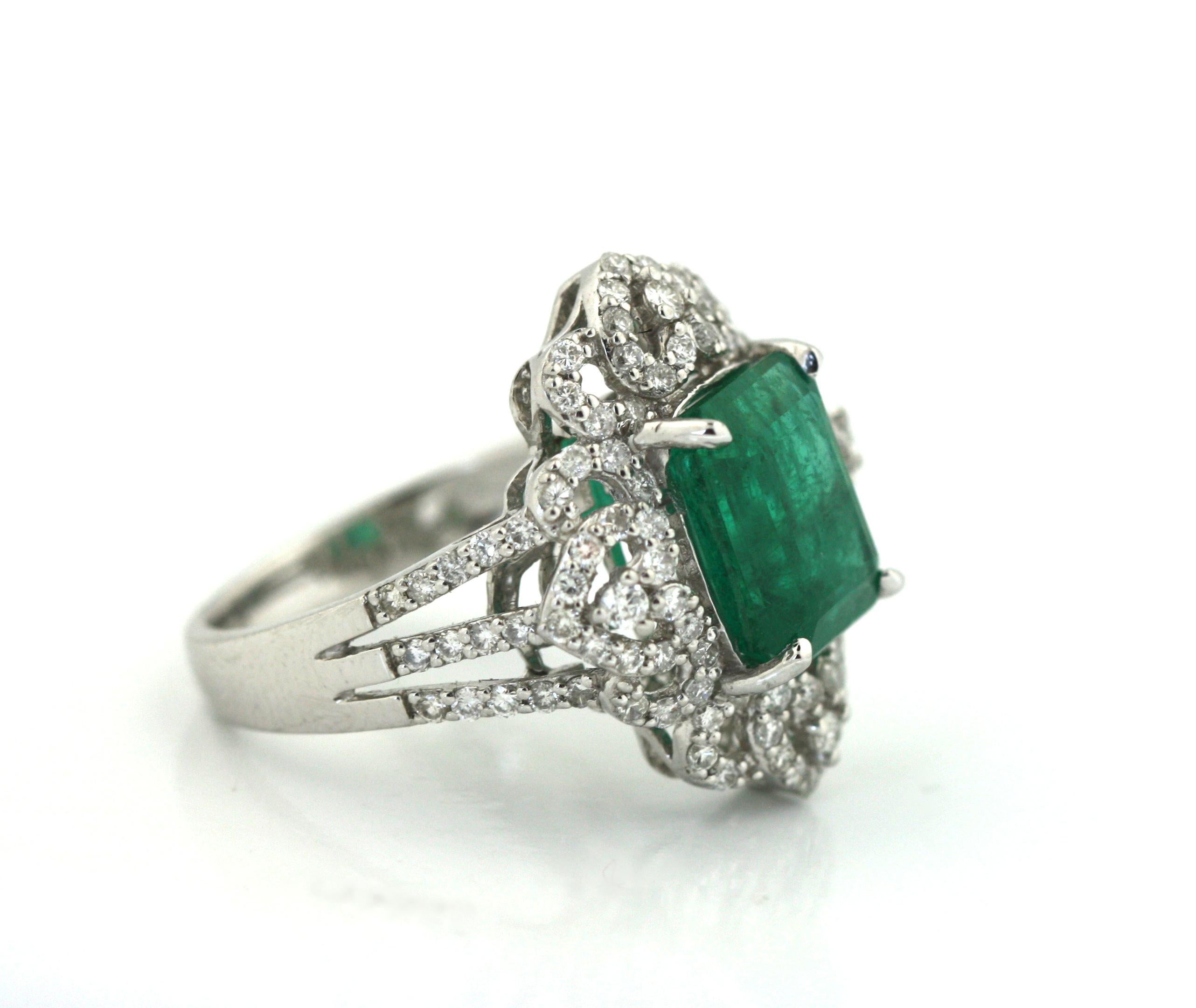 Platinum Emerald and Diamond Ring In Good Condition In Palm Beach, FL